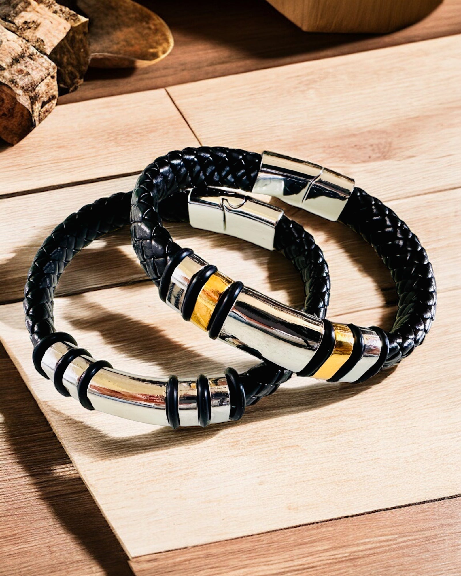 Modigt Hip Hop Armband för Män med Anpassad Gravyr och Magnetiskt Lås – Välj Stil med Silver- eller Gulddetaljer, 22cm PU-läder