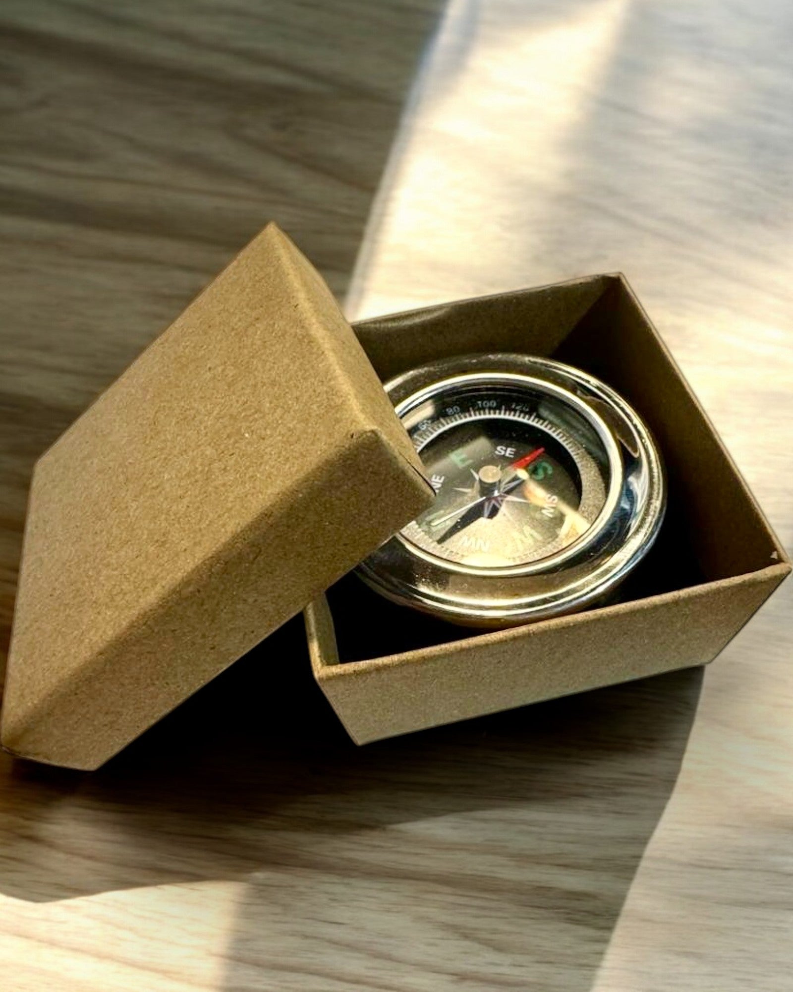 Kompass i Rostfritt Stål för Camping – Vattentät och Personlig