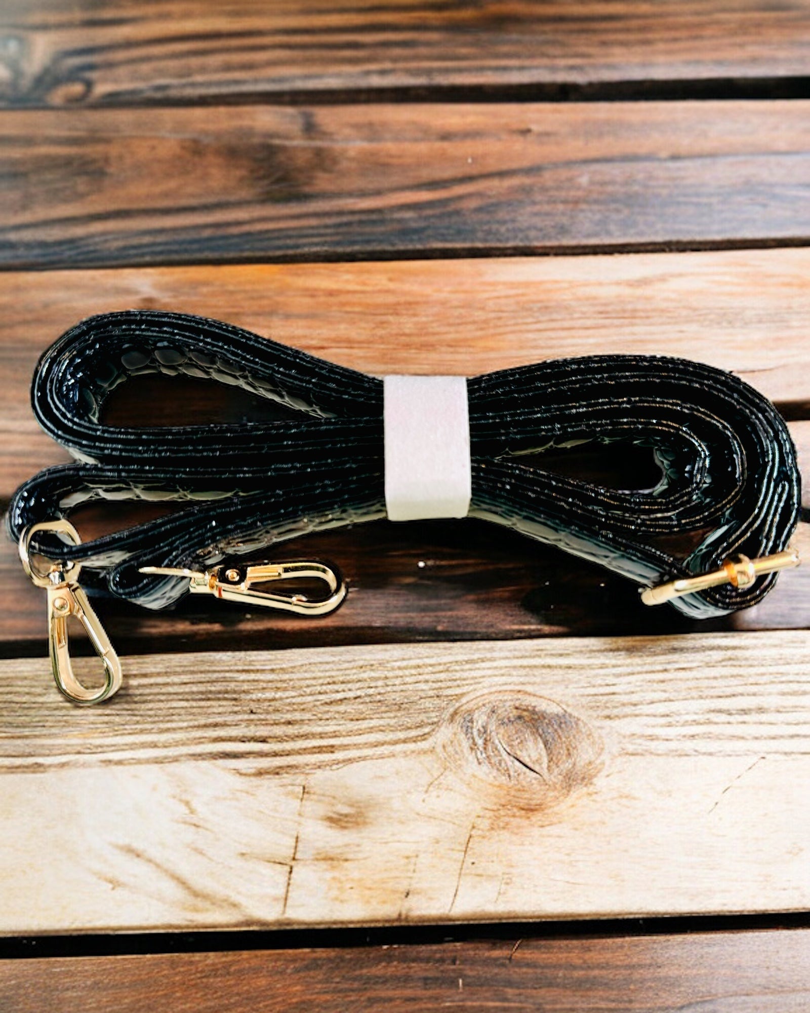 Damväska “Elegancki Fortepian” i Svart och Vitt