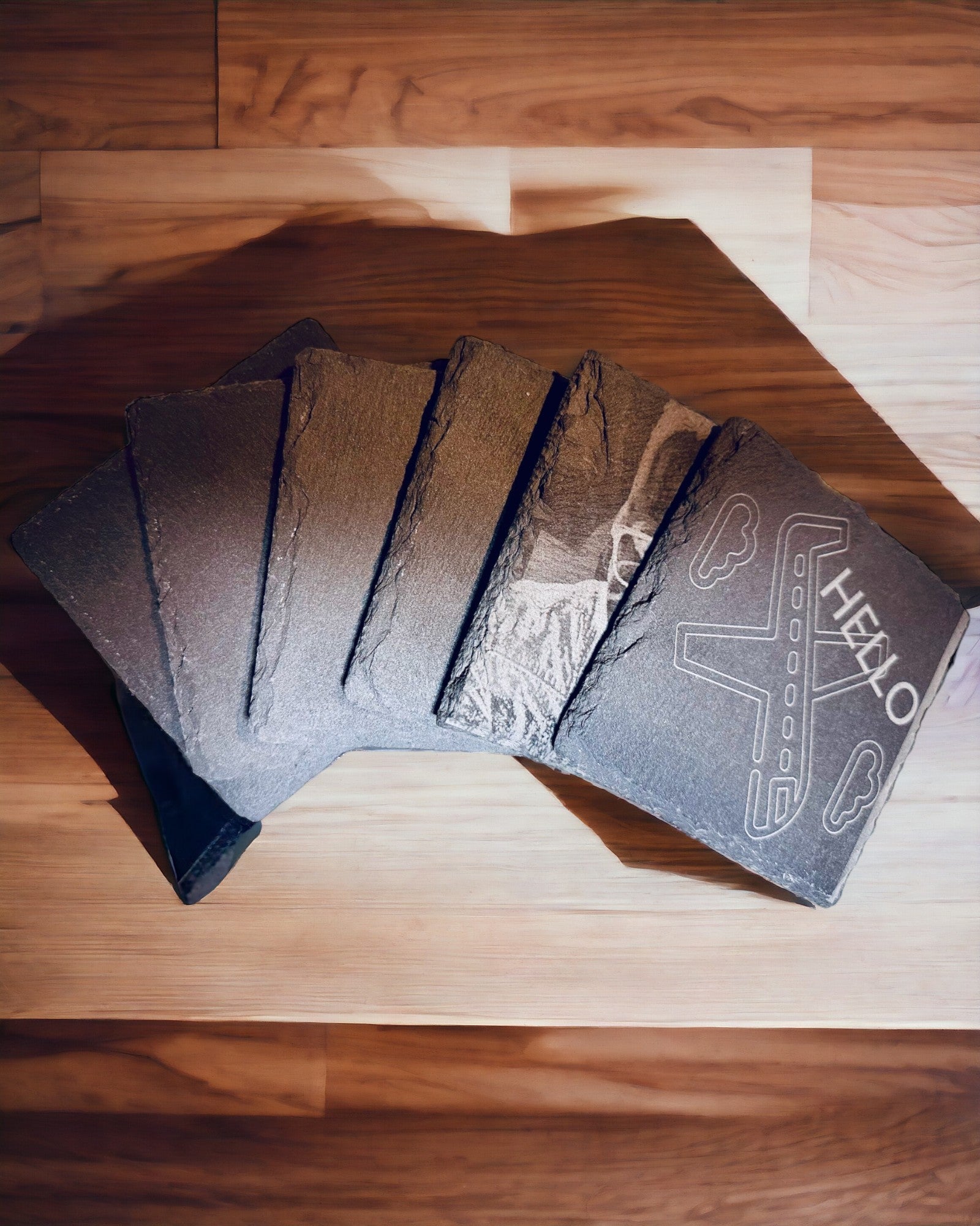 Underlägg för kaffe, te av naturlig sten med personlig gravyr – Fyrkant, cirkel, sexkant, 10 cm