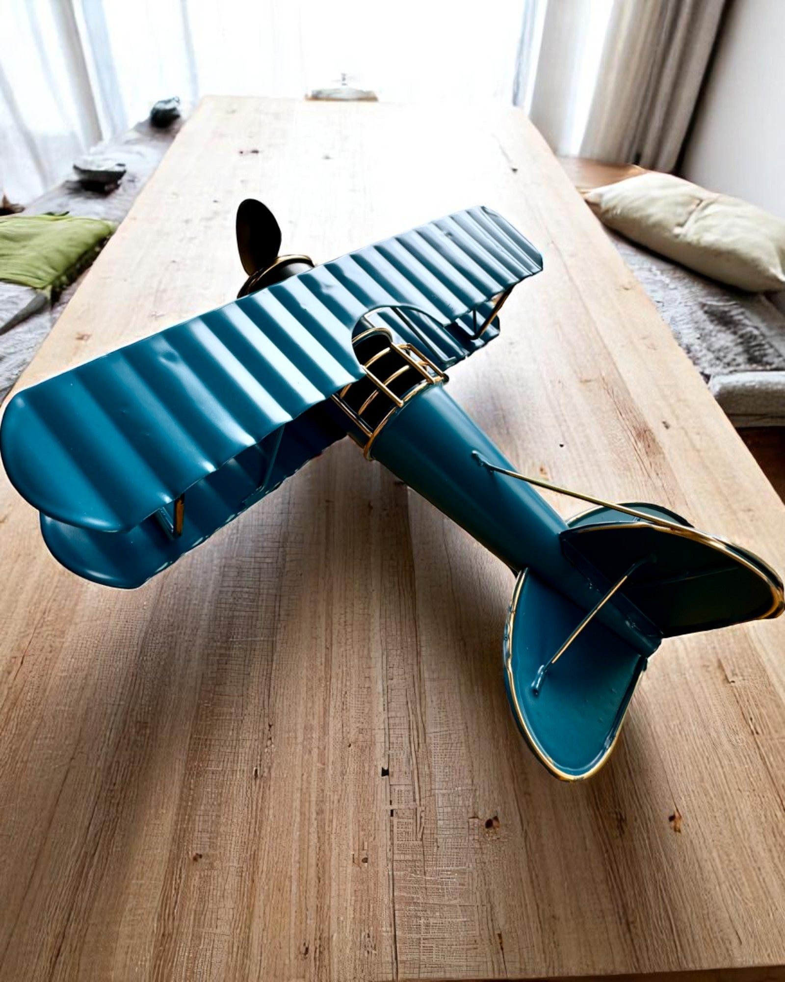 Metallmodell av flygplanet Blue Baron – retro, som present, med möjlighet till gravyr