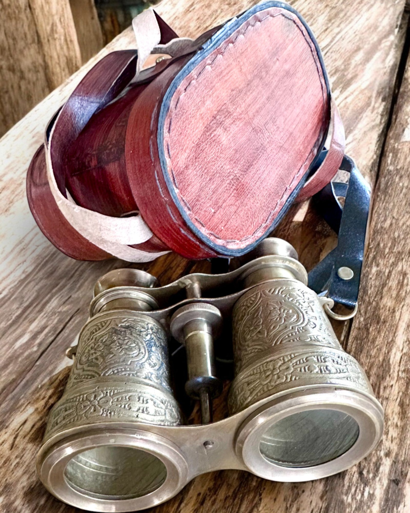 Kikare med läderfodral Victorian's Eye, 11 cm Mässing, Handdekorerad, personalisering med gravyr som present