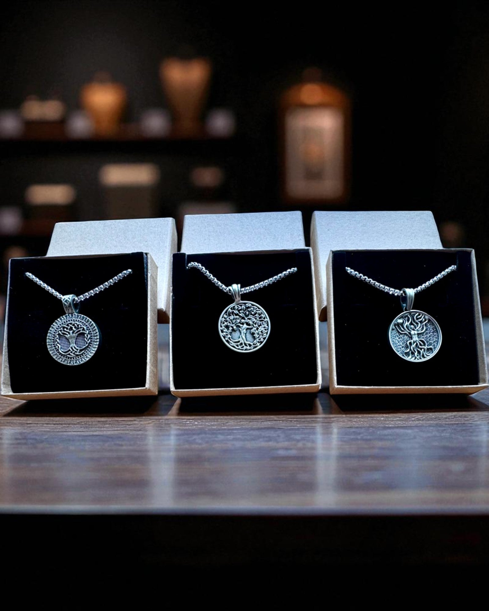 Amulett Livets Träd med Graveringsmöjlighet - halsband "Naturens Vitalitet", personalisering