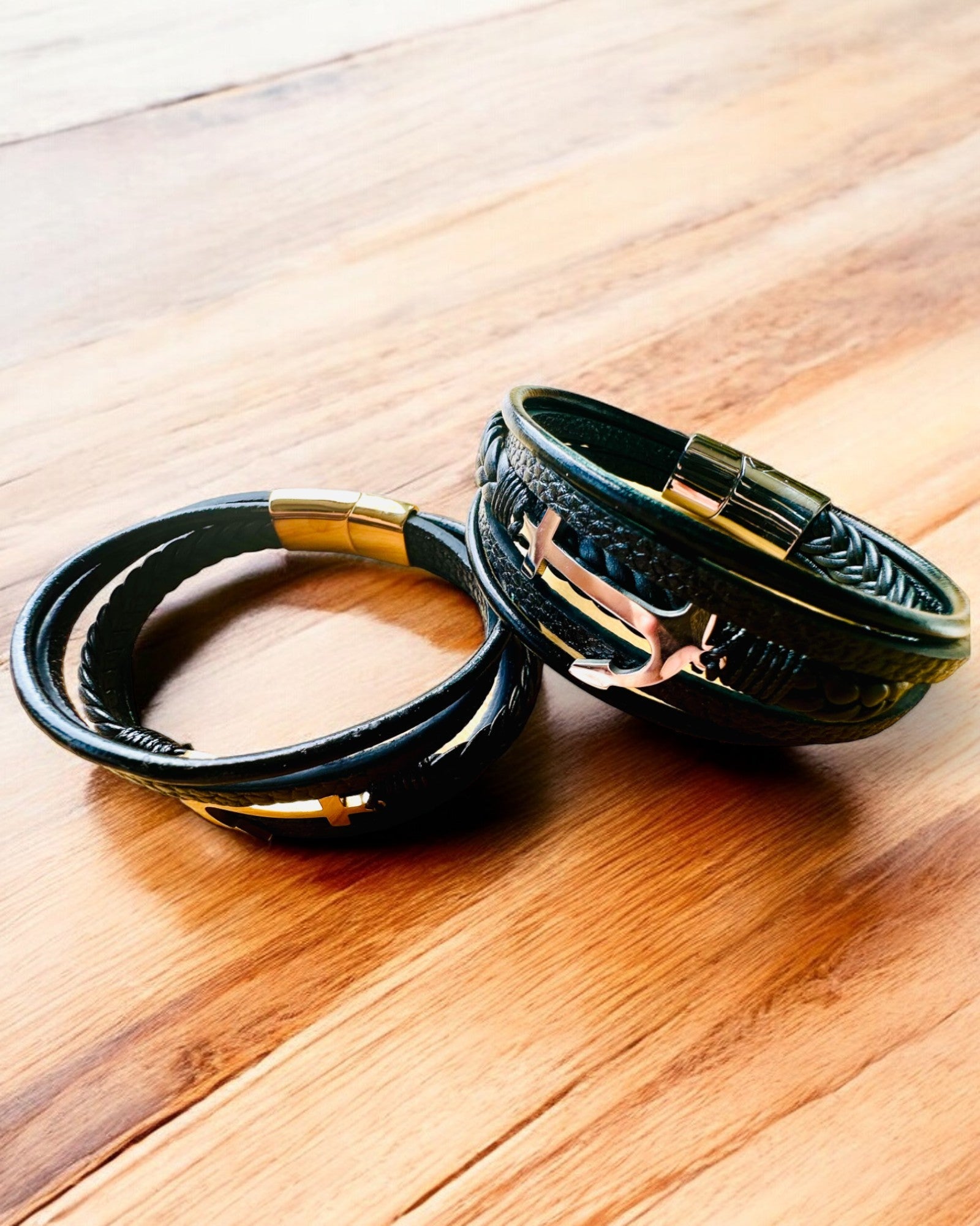 Herrarmband Elegansens Ankare med möjlighet till gravyr som present