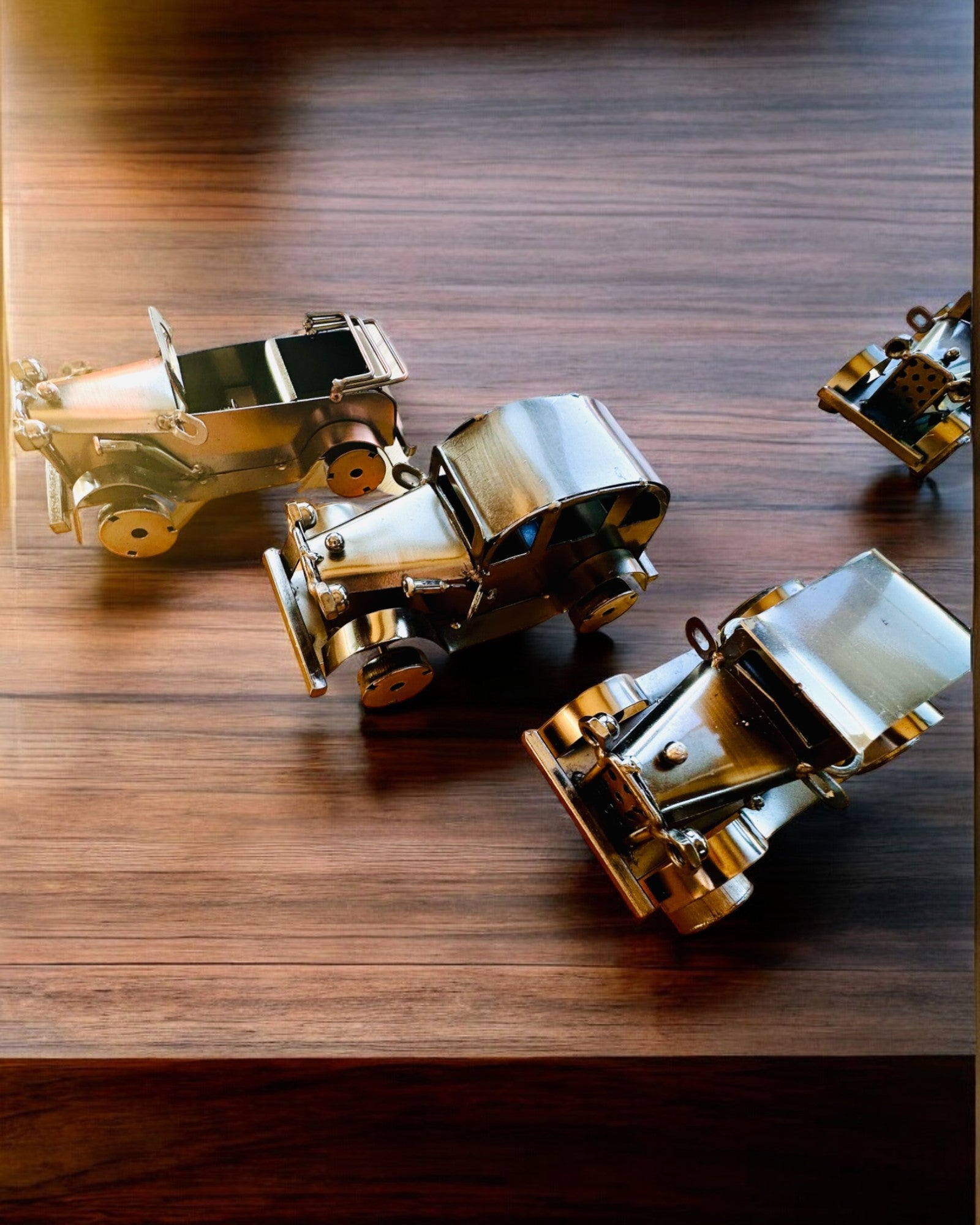 Retro klassisk bil, bil, av järn - Kollektion "Vintage Drive", bilmodell, personalisering med gravyr som present