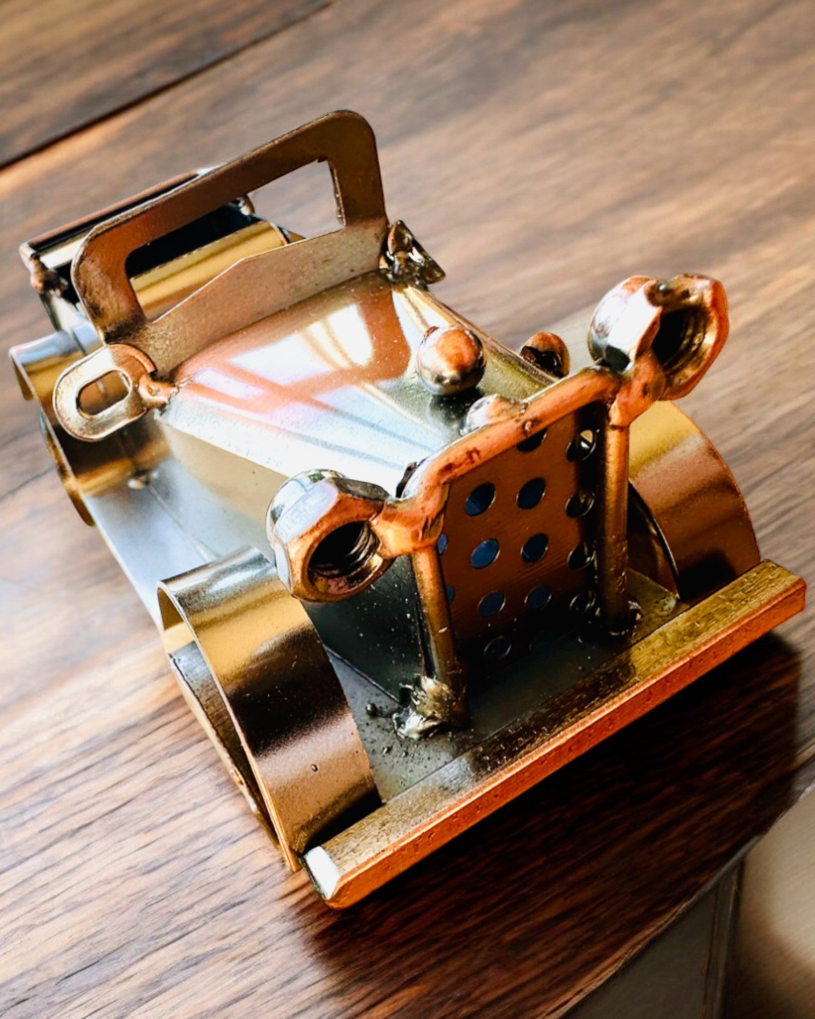 Retro klassisk bil, bil, av järn - Kollektion "Vintage Drive", bilmodell, personalisering med gravyr som present