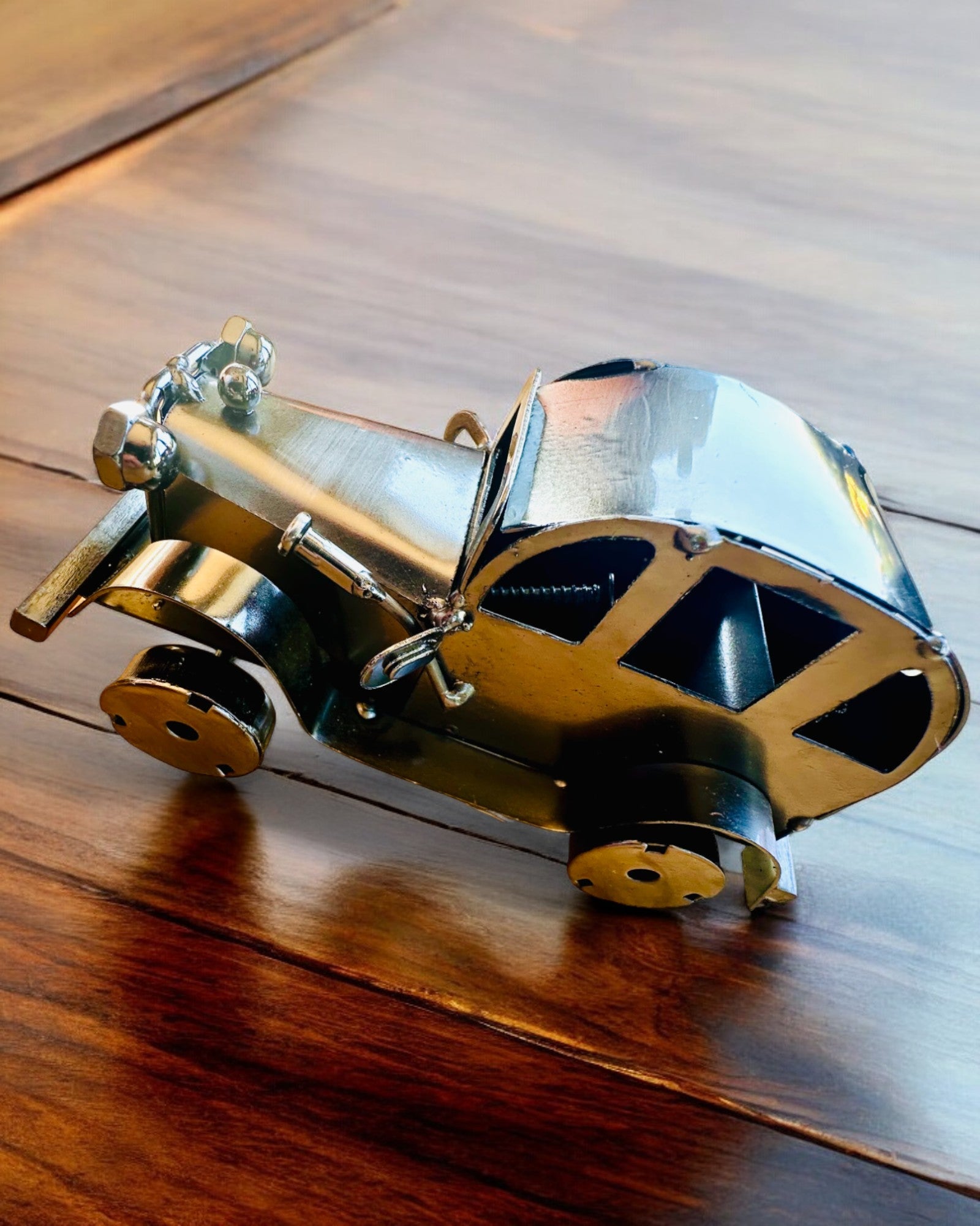 Retro klassisk bil, bil, av järn - Kollektion "Vintage Drive", bilmodell, personalisering med gravyr som present