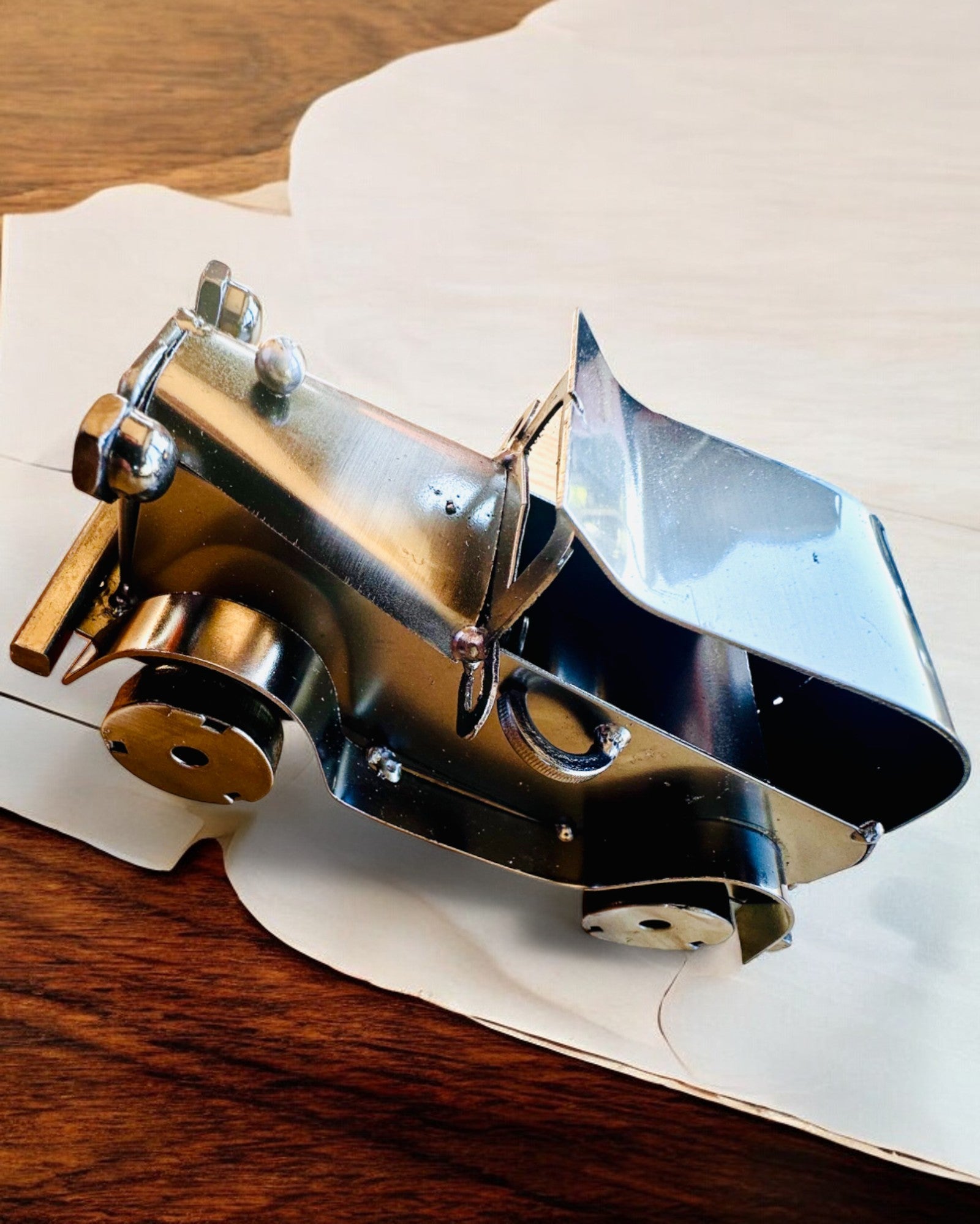 Retro klassisk bil, bil, av järn - Kollektion "Vintage Drive", bilmodell, personalisering med gravyr som present