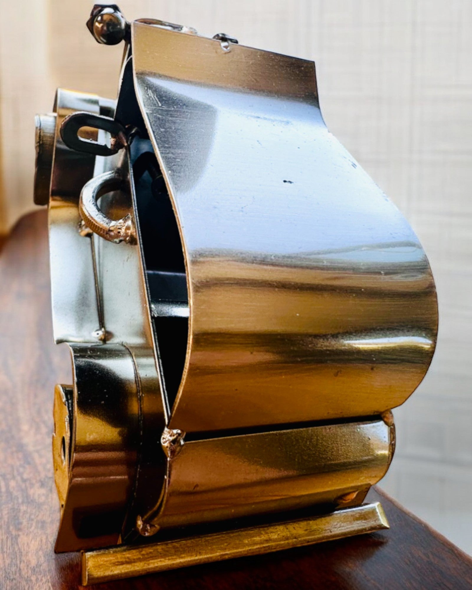 Retro klassisk bil, bil, av järn - Kollektion "Vintage Drive", bilmodell, personalisering med gravyr som present