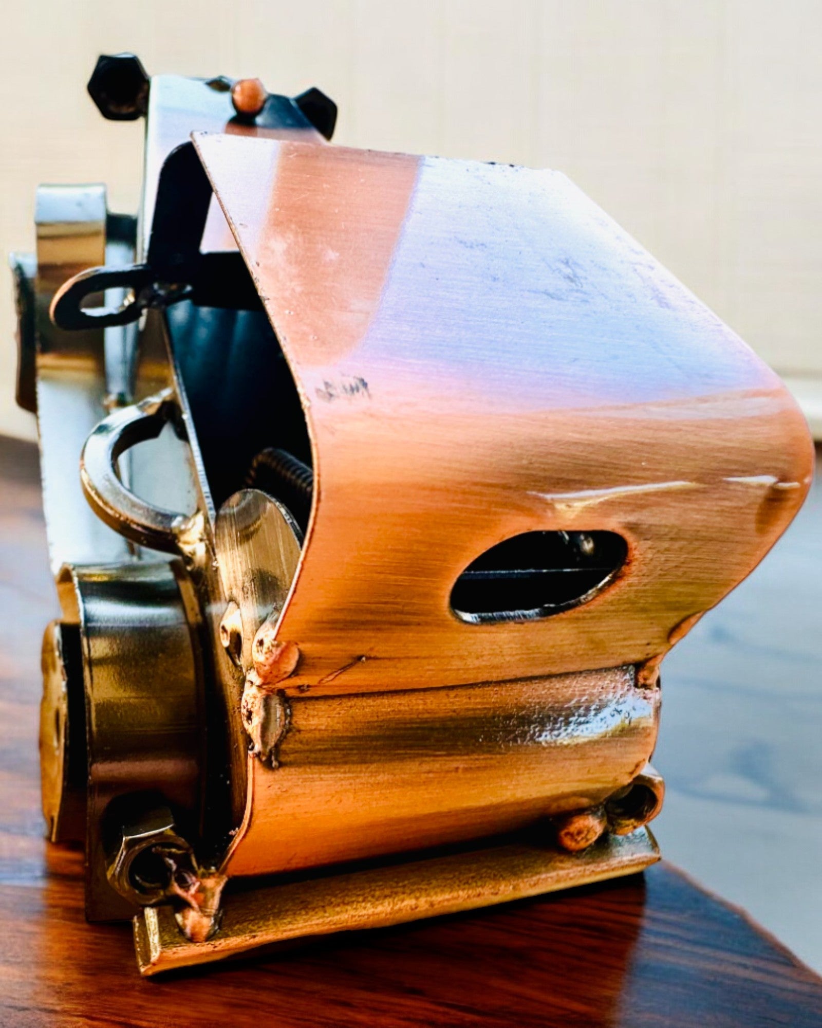 Retro klassisk bil, bil, av järn - Kollektion "Vintage Drive", bilmodell, personalisering med gravyr som present