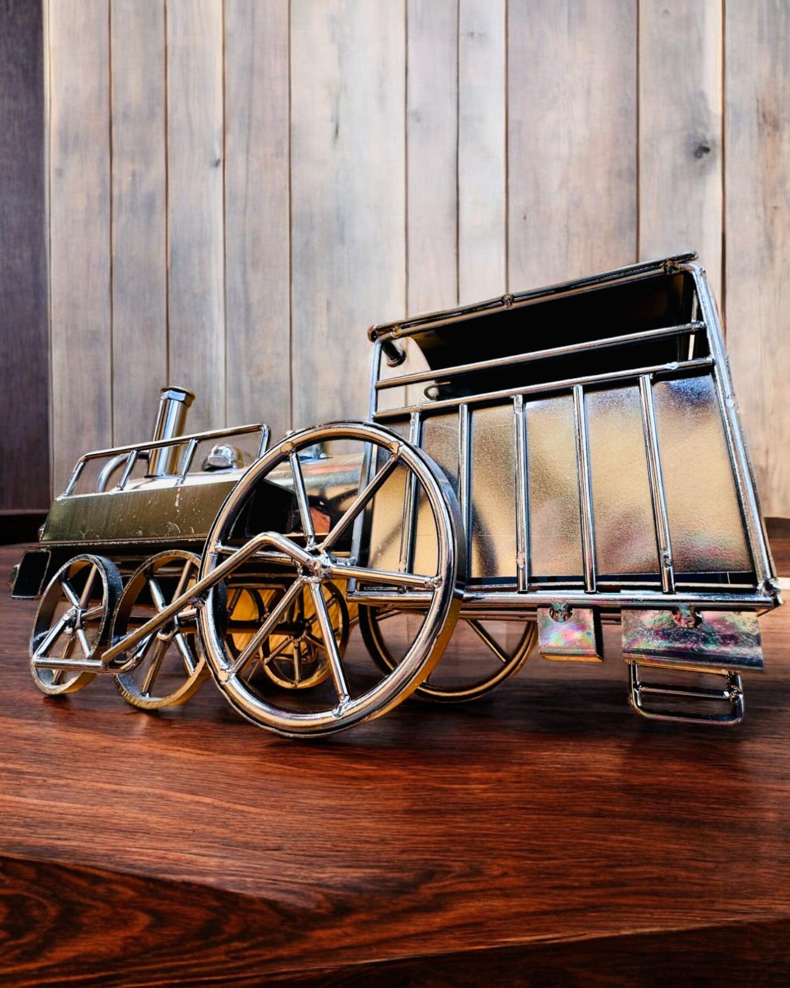 Lokomotyw av järn "Retro Express" – dekoration, modell, handgjord med möjlighet till gravyr som present