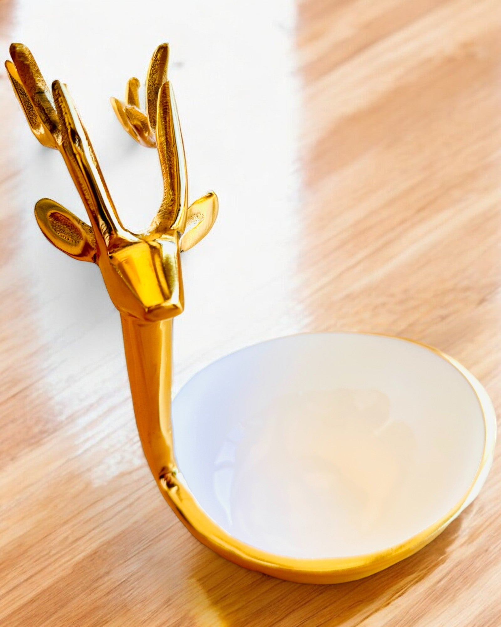 Elegant skål Hornad Skönhet – Hantverk från Indien, personalisering med gravyr