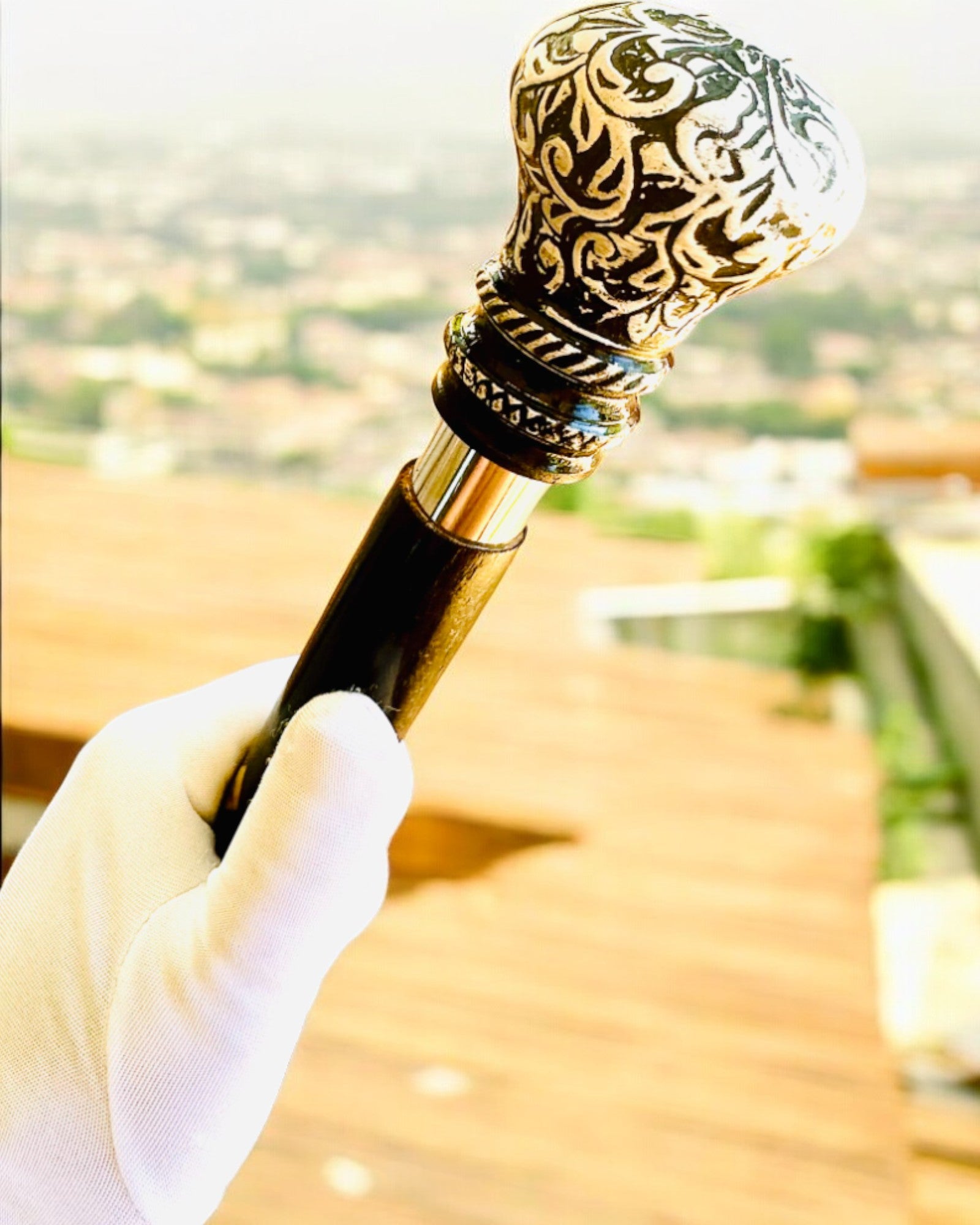 Promenadkäpp "Majestätens Käpp" Trä Handgjord, möjlighet till gravyr, 2 alternativ att välja mellan