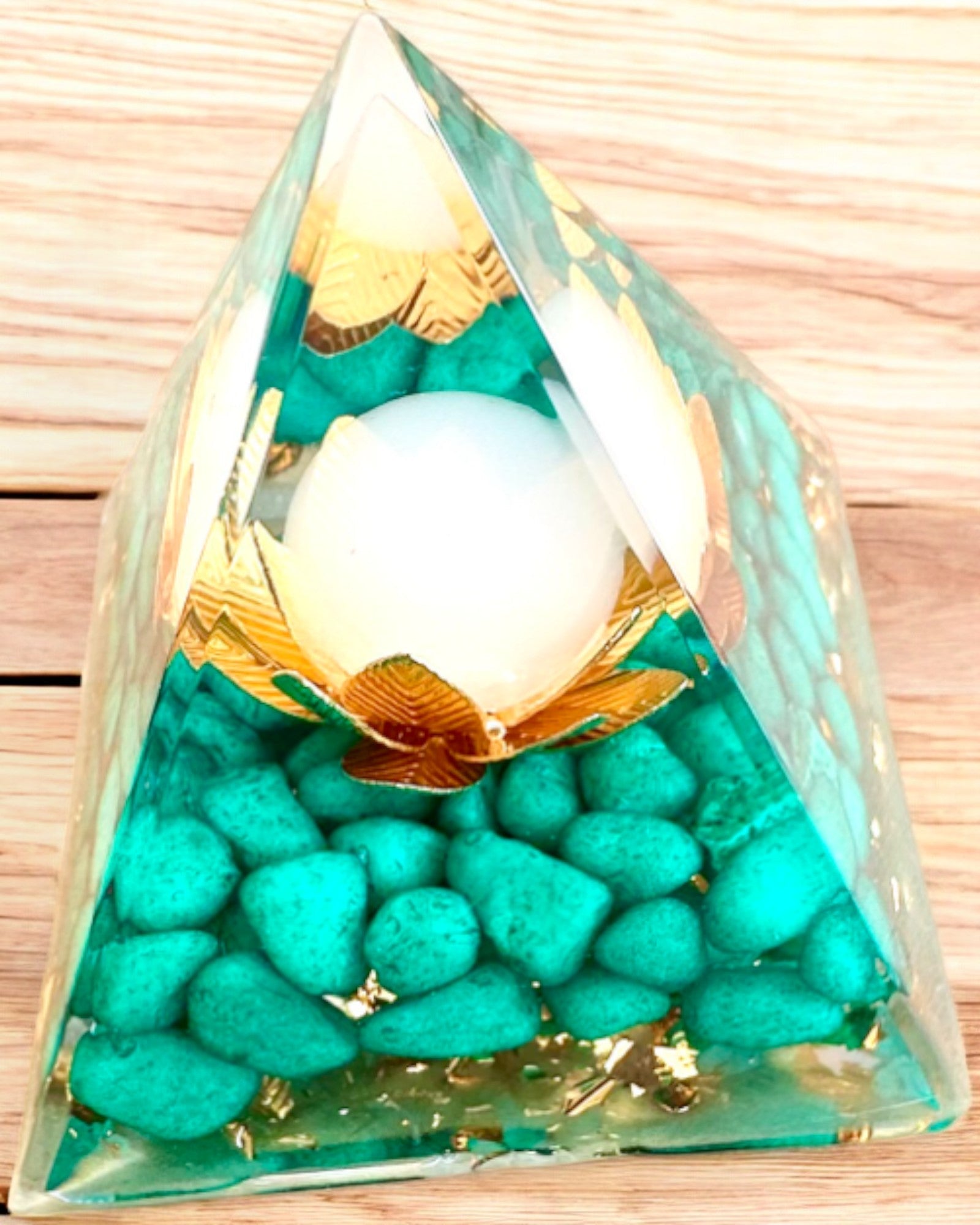 Orgonitisk energipyramid "Harmonia Turmalinu"