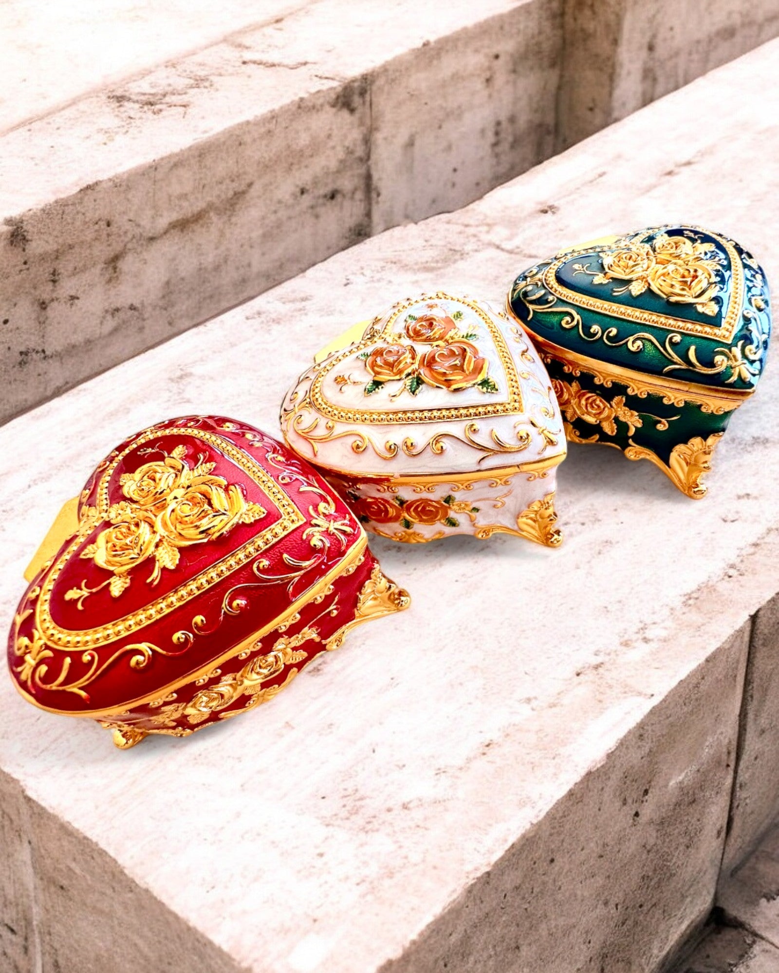 Smyckeskrin "Royal Elegance" - med gravyralternativ som present, 3 varianter att välja mellan