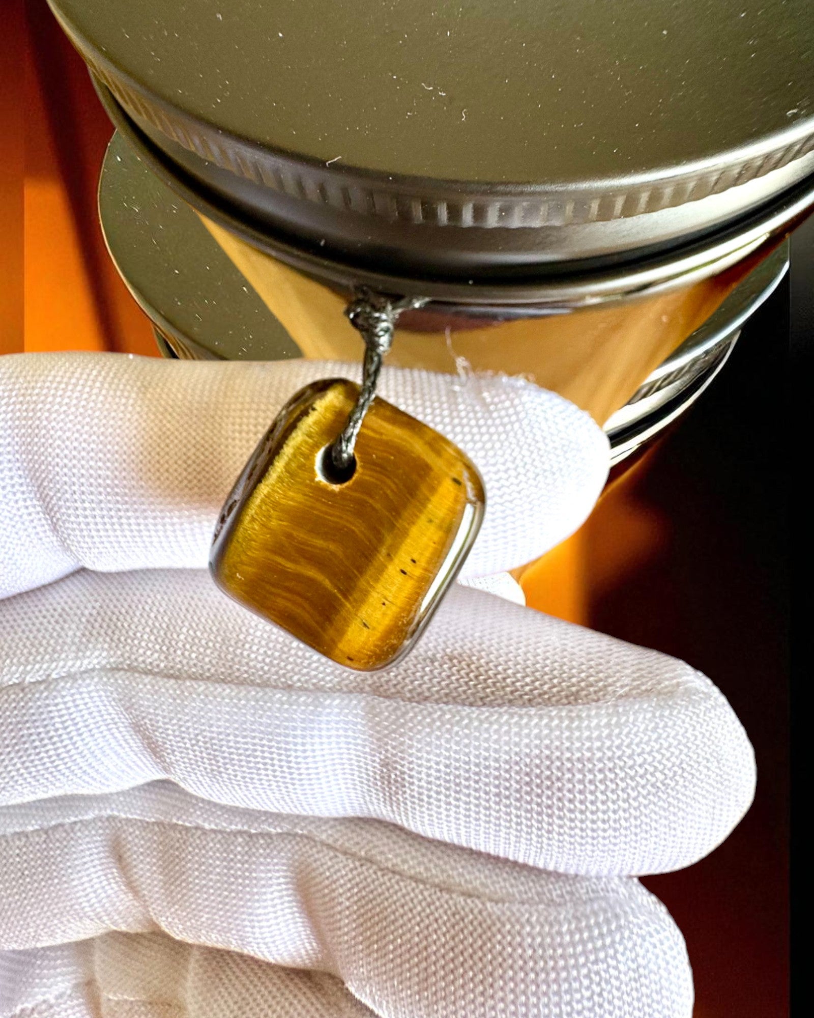 Intentionellt ljus Tigerkraft – Självförtroende och välstånd, 250 ml, möjlighet till personlig anpassning av locket som present