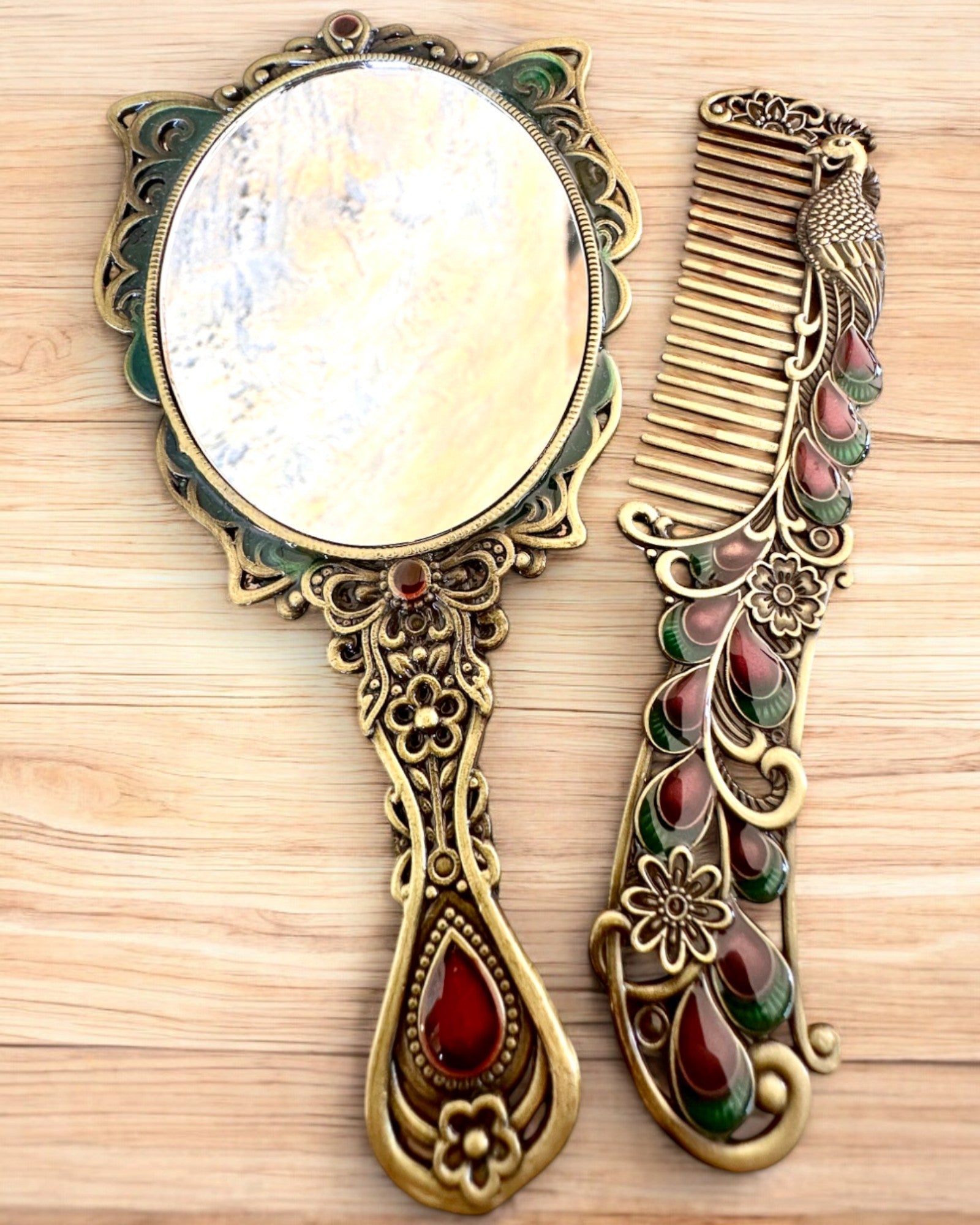 Spegelset "Fjärilselegans" med Kam