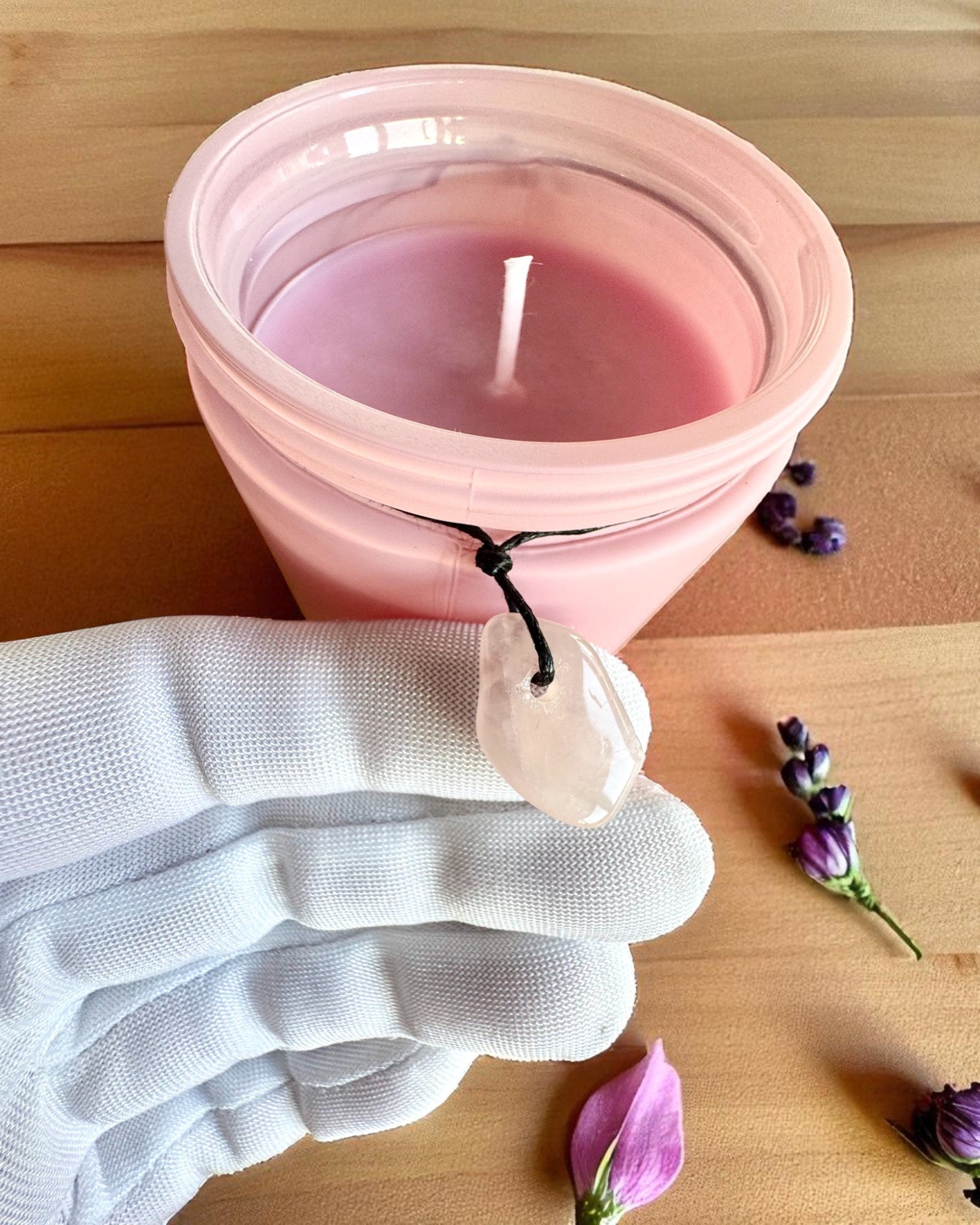 Intentionellt sojaljus Rosenkvarts – kärlek, harmoni och hjärtats lugn, 250 ml, möjlighet till personlig anpassning som present