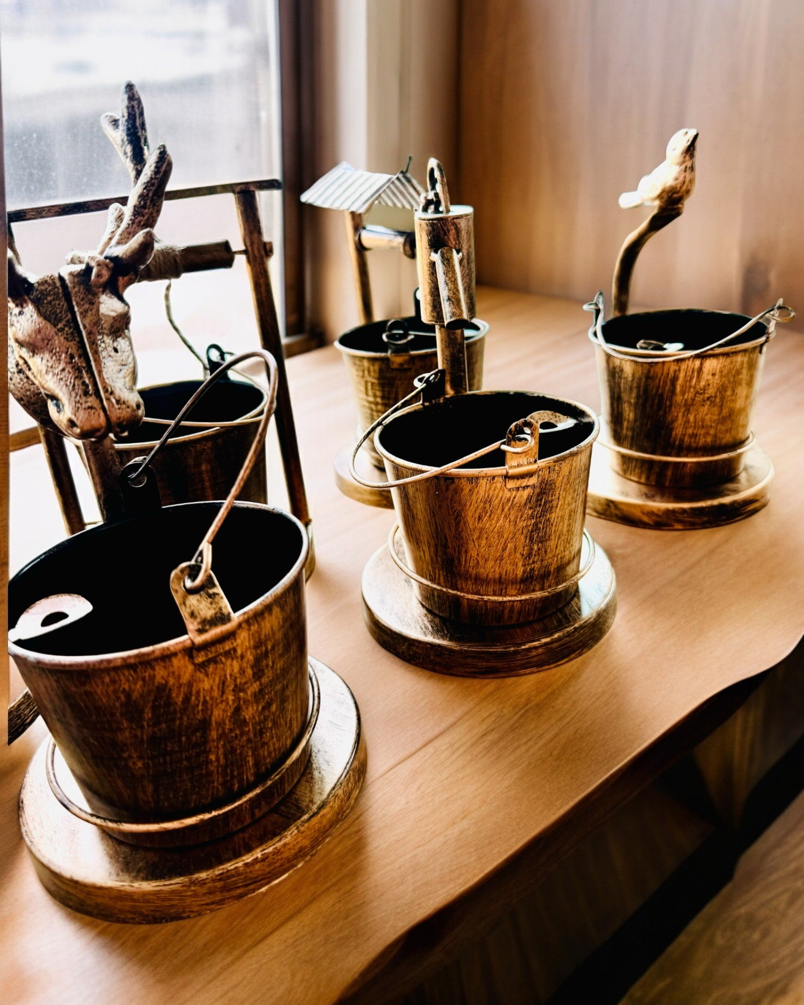 Stilfull Metallaskkopp "Rustic Charm" 19-23 cm hög, 8 varianter att välja mellan, gravyr på begäran