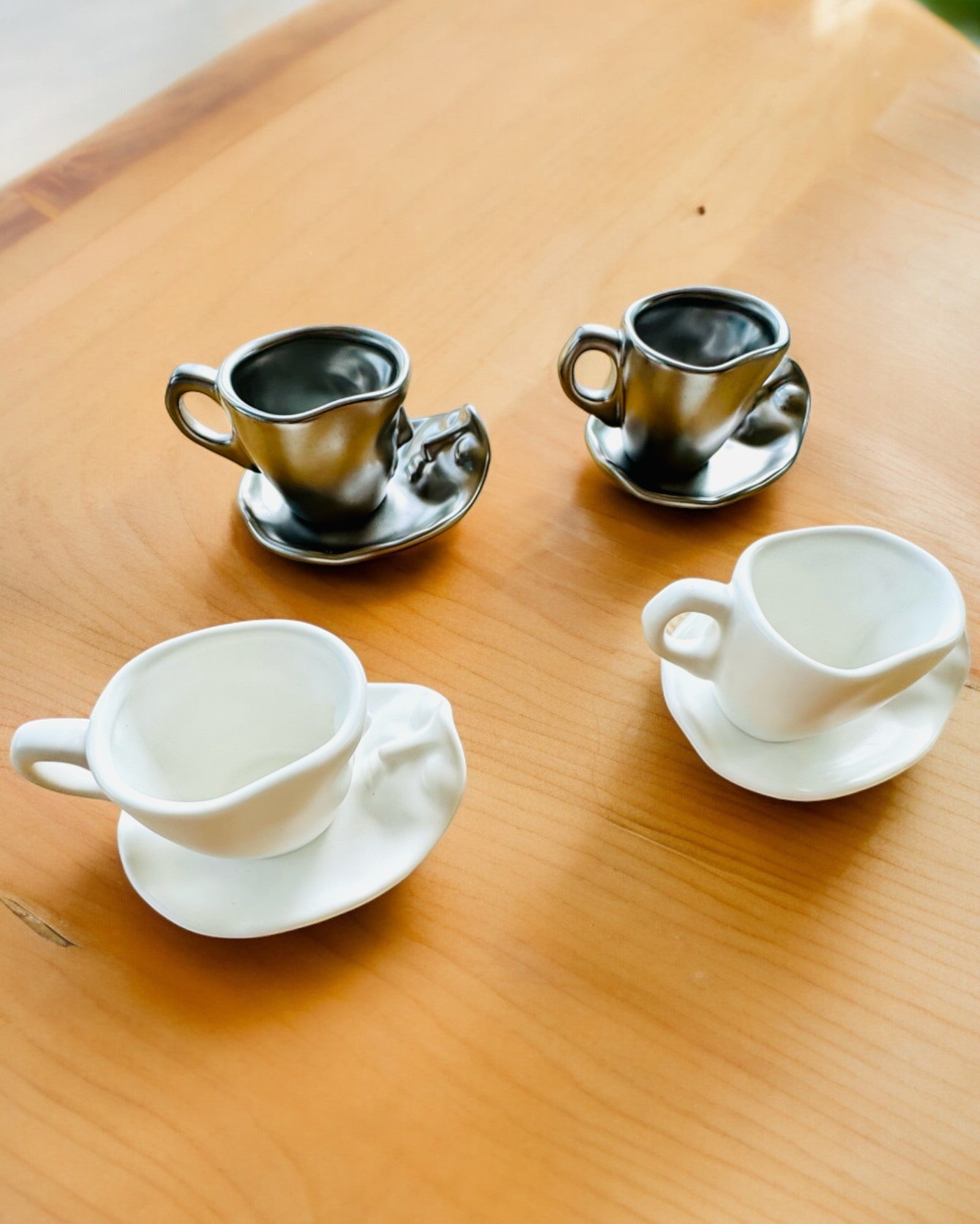 Eleganta Keramikkoppar "Mask" – Set om 2 st. - möjlighet till personlig gravyr som present