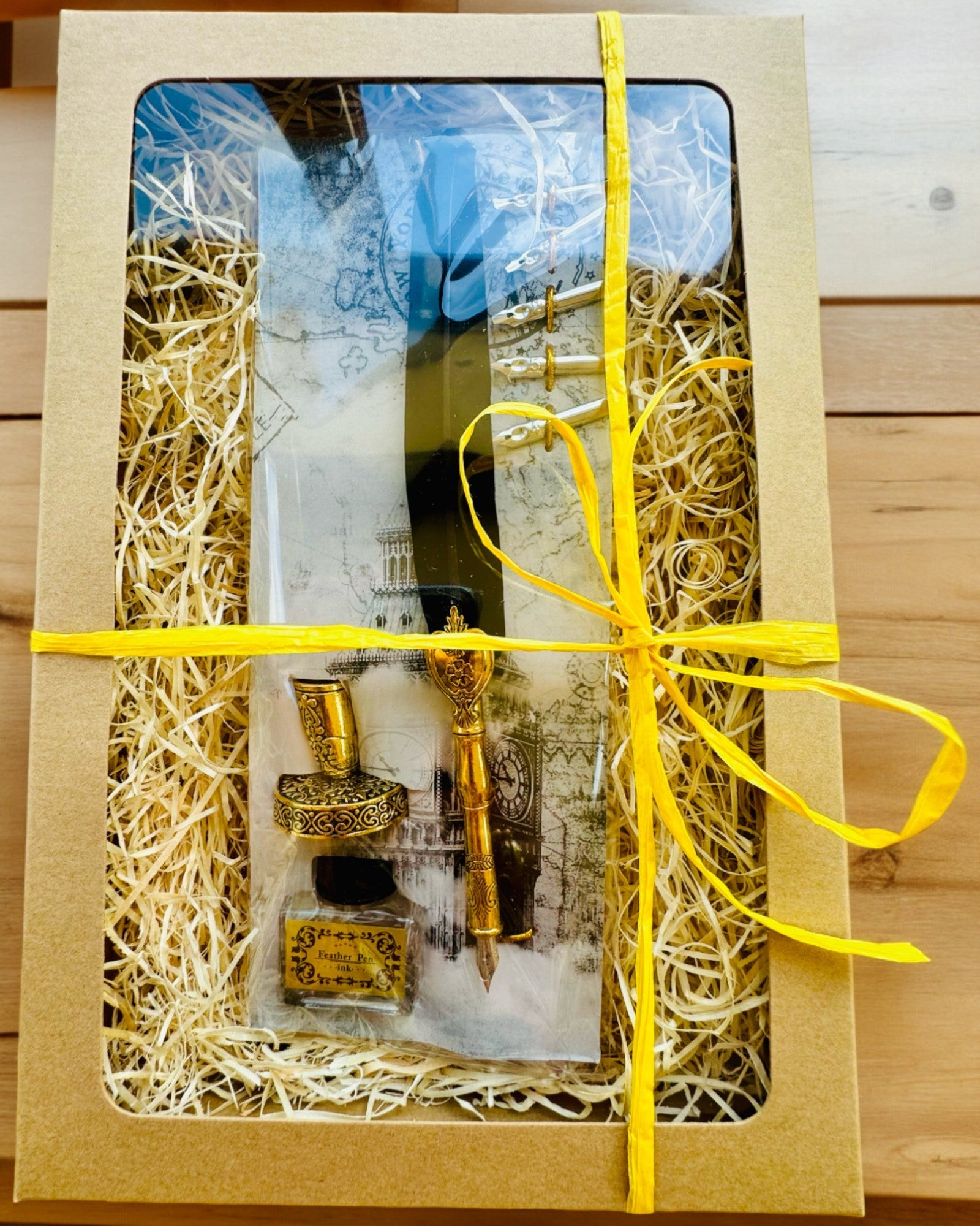 Elegant Gåsfjäder med Tillbehörsset - Royal Quill, möjlighet till personlig gravyr