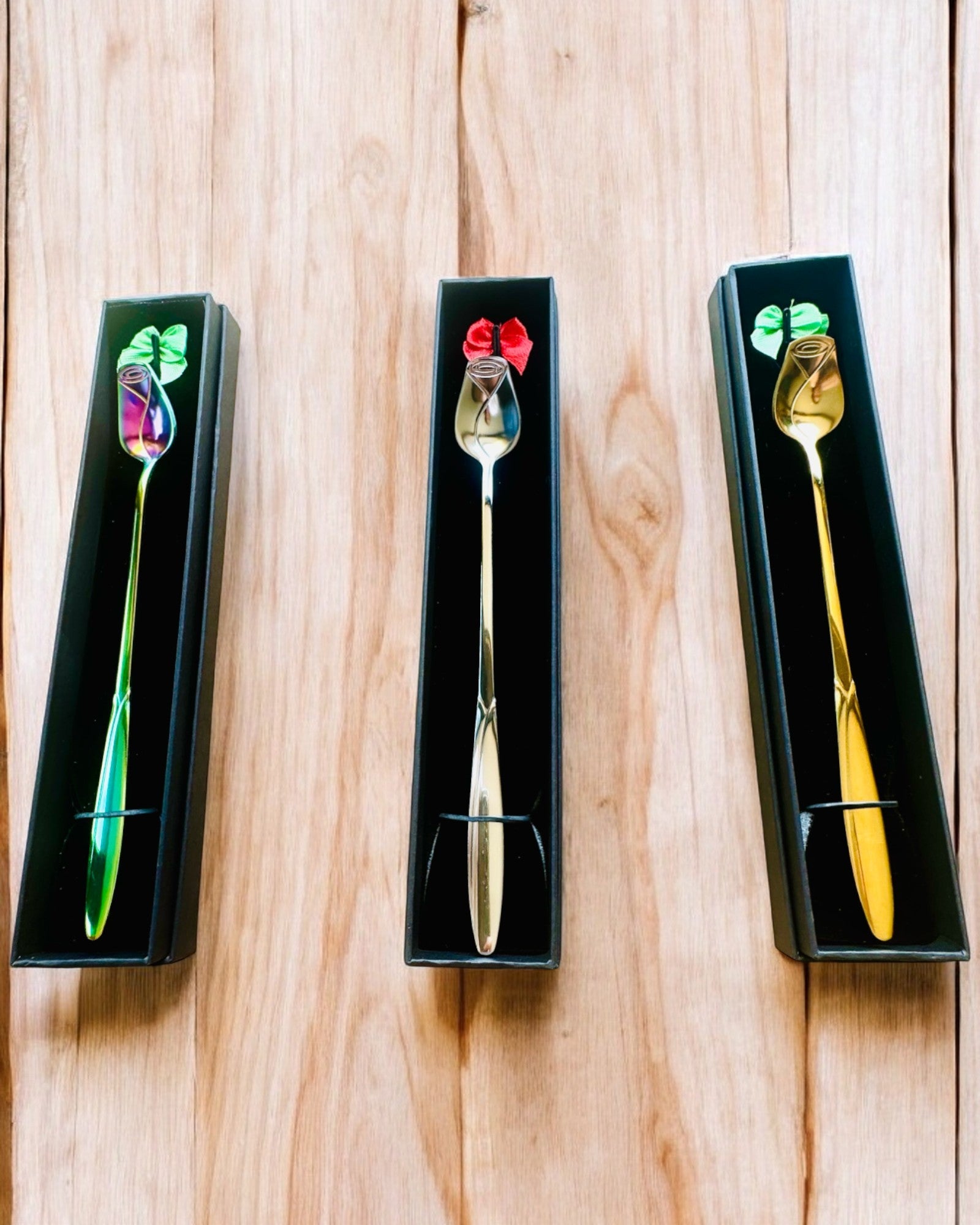 Personlig Rosensked med Graveringsalternativ som present - 3 färgvarianter att välja mellan