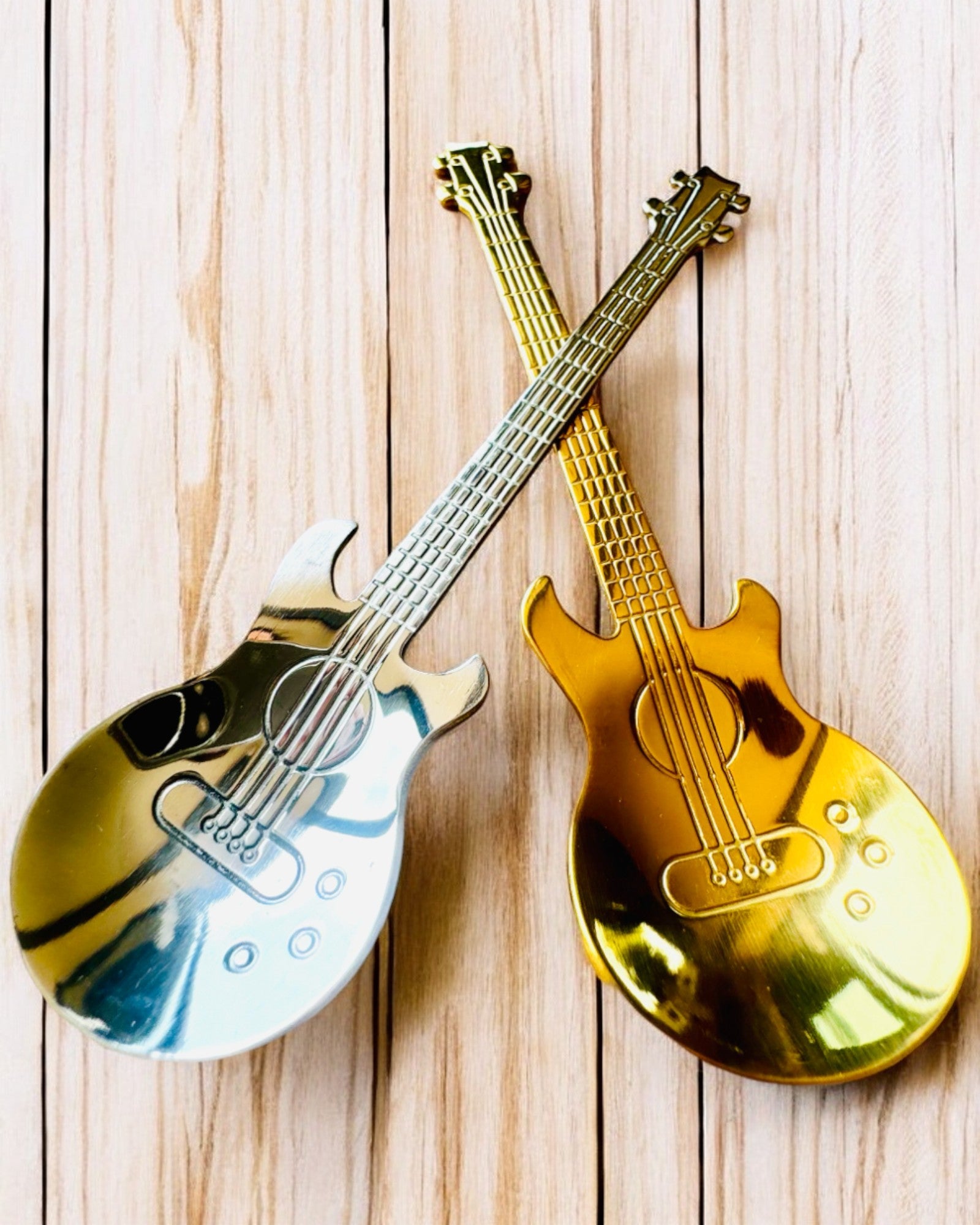 Sked "Strunowy Hit" med graveringsalternativ 2 färgvarianter att välja mellan