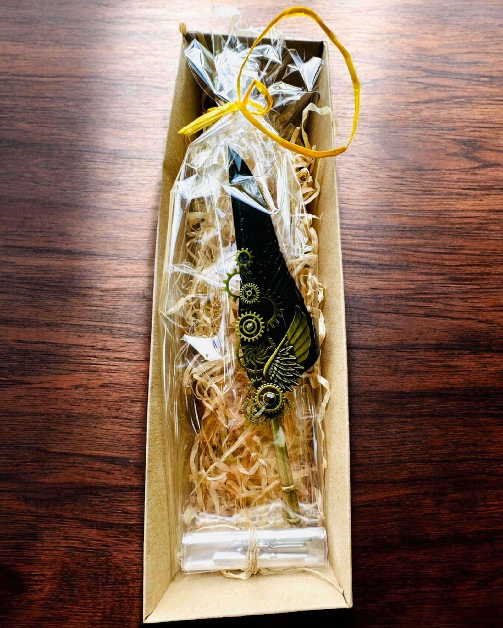 Pióro Kaligraficzne "Steampunkowa Elegancja" z Piórem z Indyka - Handgjorda 5 varianter att välja mellan, personalisering med gravyr som present