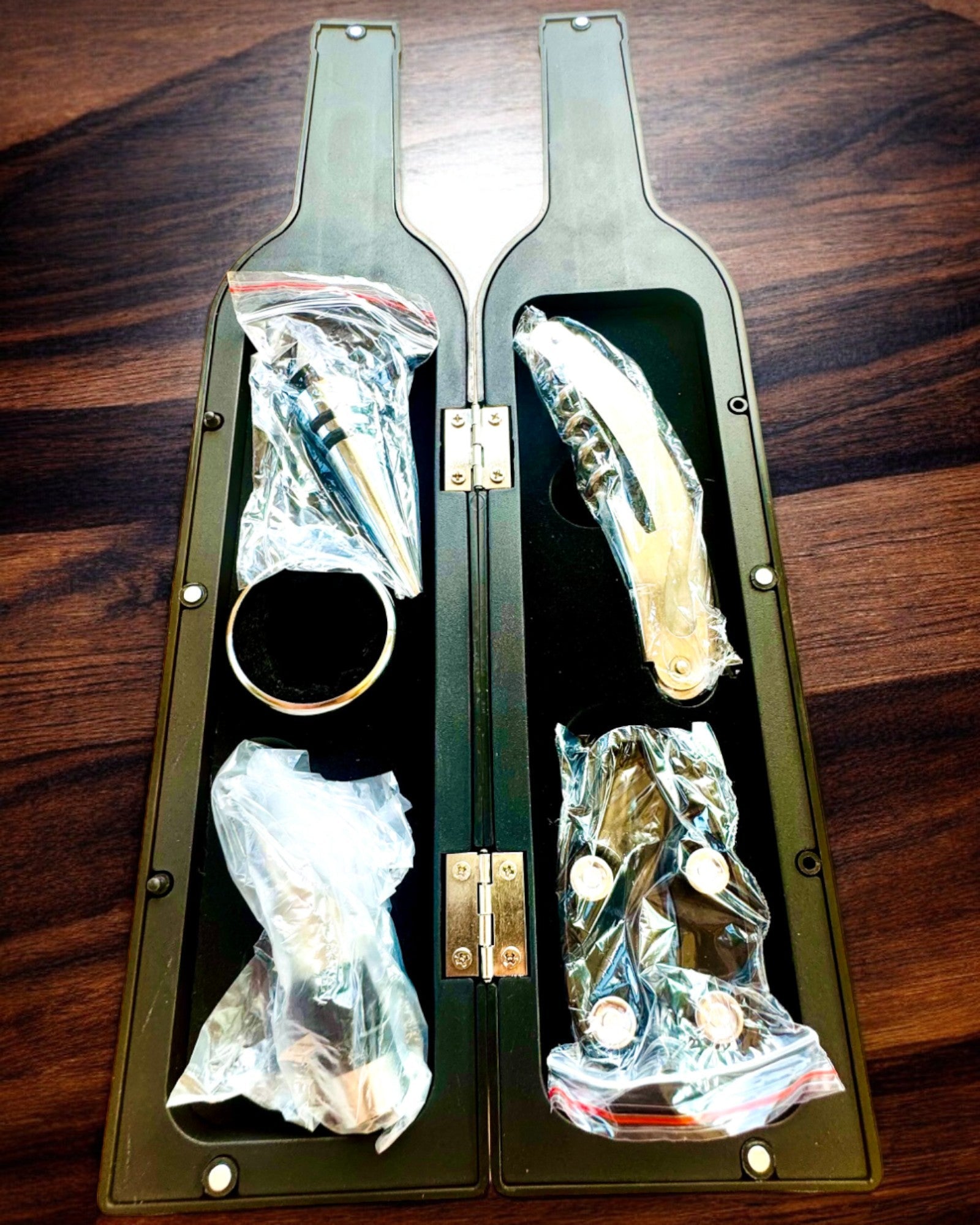 Vinutrustning "Sommelier's Delight" - möjlighet till personlig gravyr som present