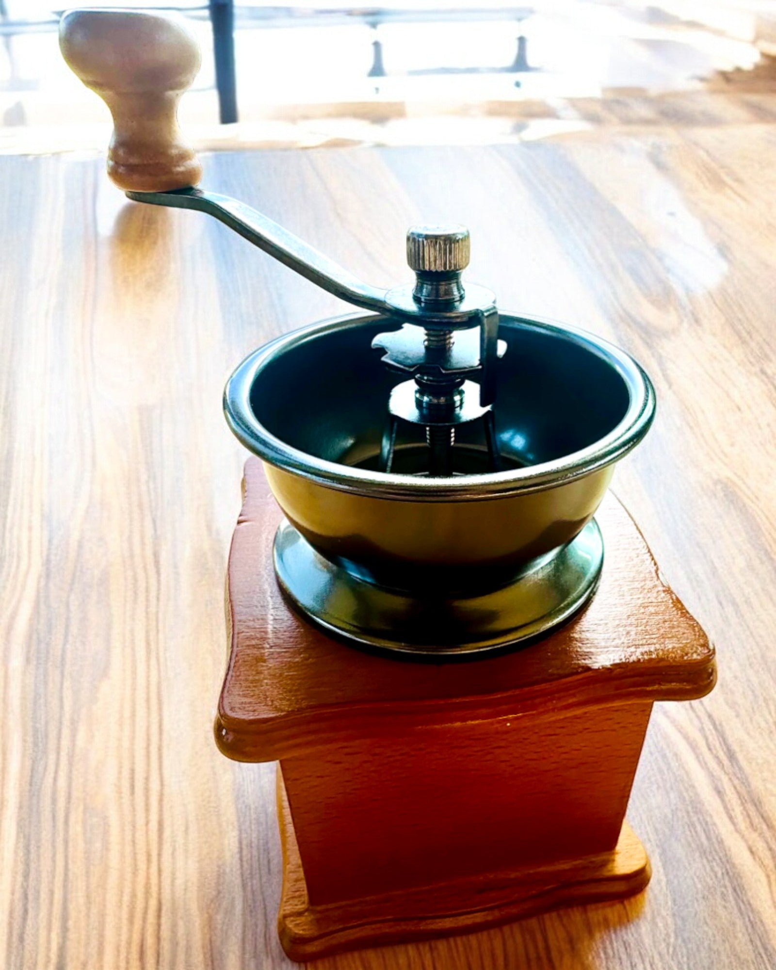 Traditionell Kaffekvarn Klassisk Arom - med graveringsalternativ, personalisering som present