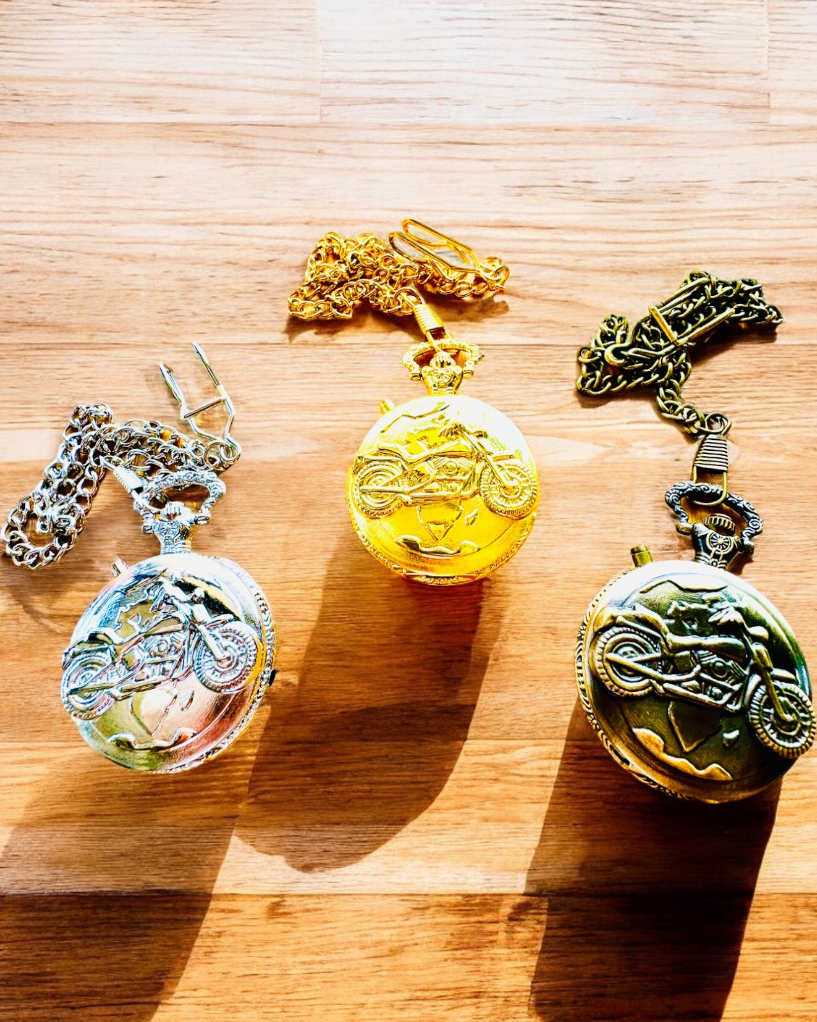 Fickur "Motocyklowy Elegancik 2" – Gravering för present, 3 färgvarianter