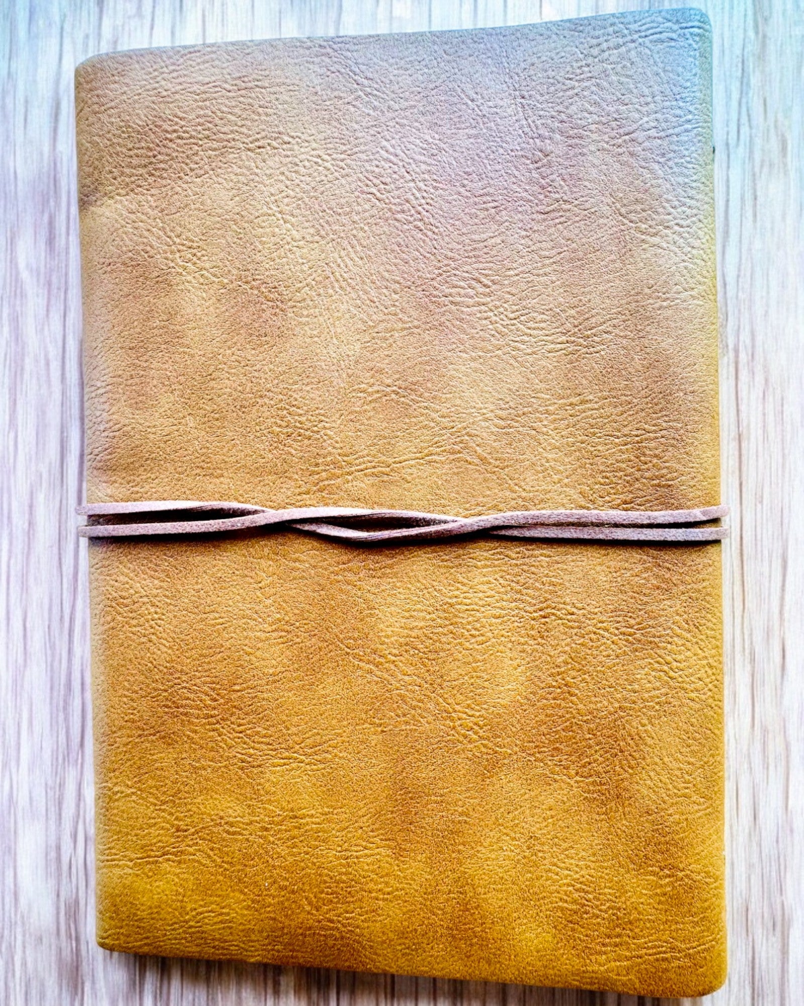 Anteckningsbok "Höstlöv" Format A5, möjlighet till personlig gravyr som present