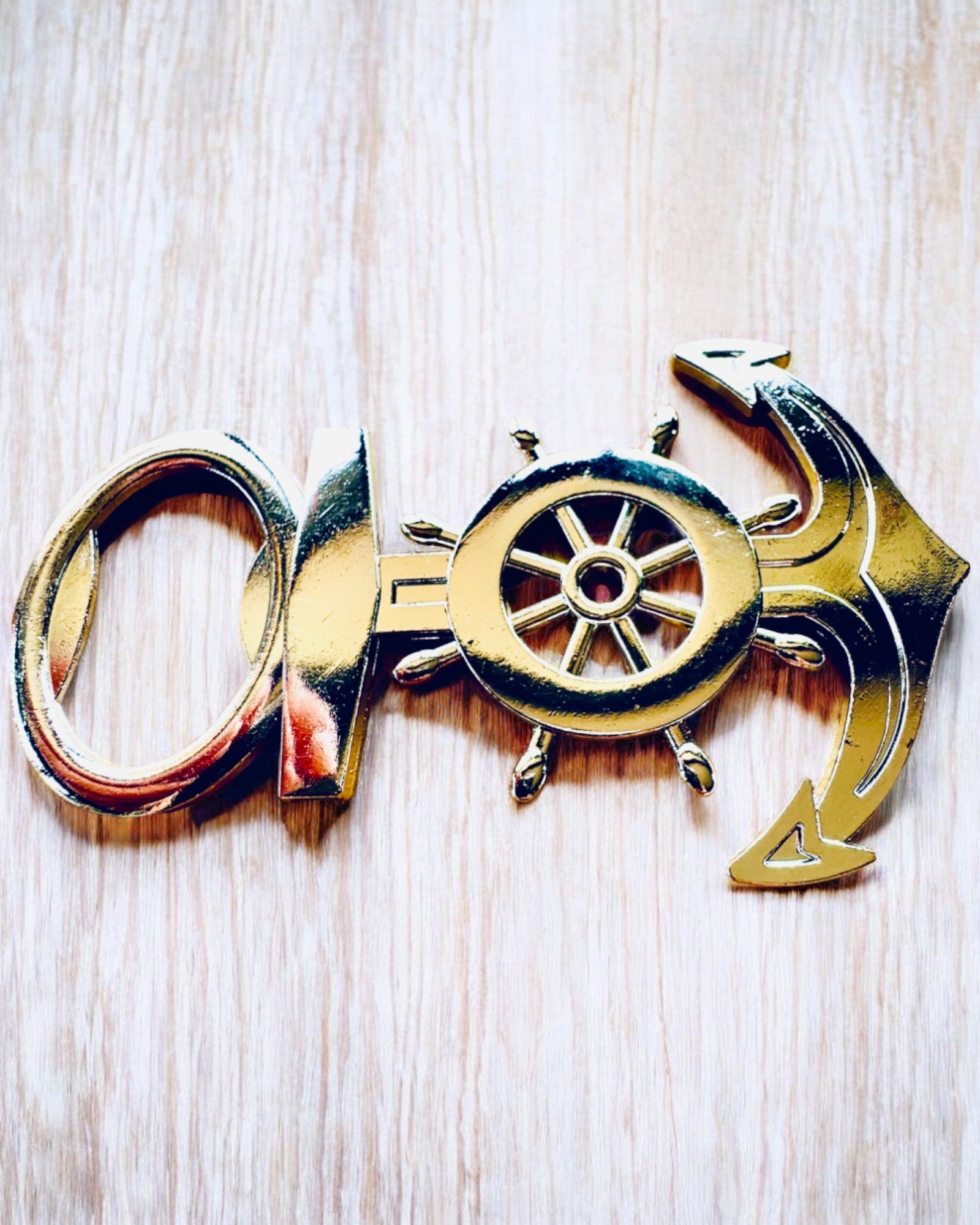 Kaptenflasköppnare - möjlighet till gravyranpassning, silverfärg