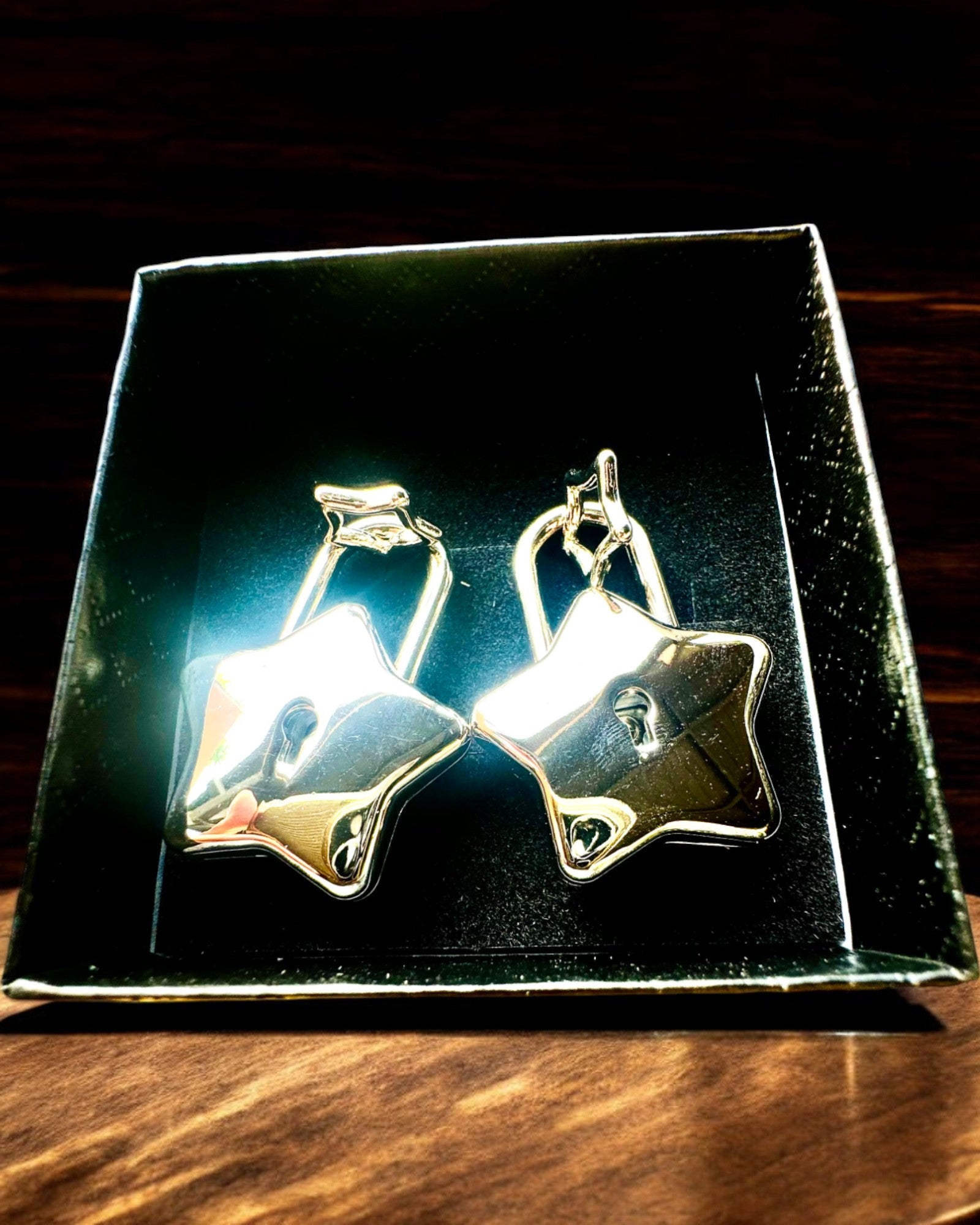 2 Stjärnformade mini Hänglås med Gravyr – Skydda Dina Drömmar, personliga som present, 2 färgvarianter att välja mellan