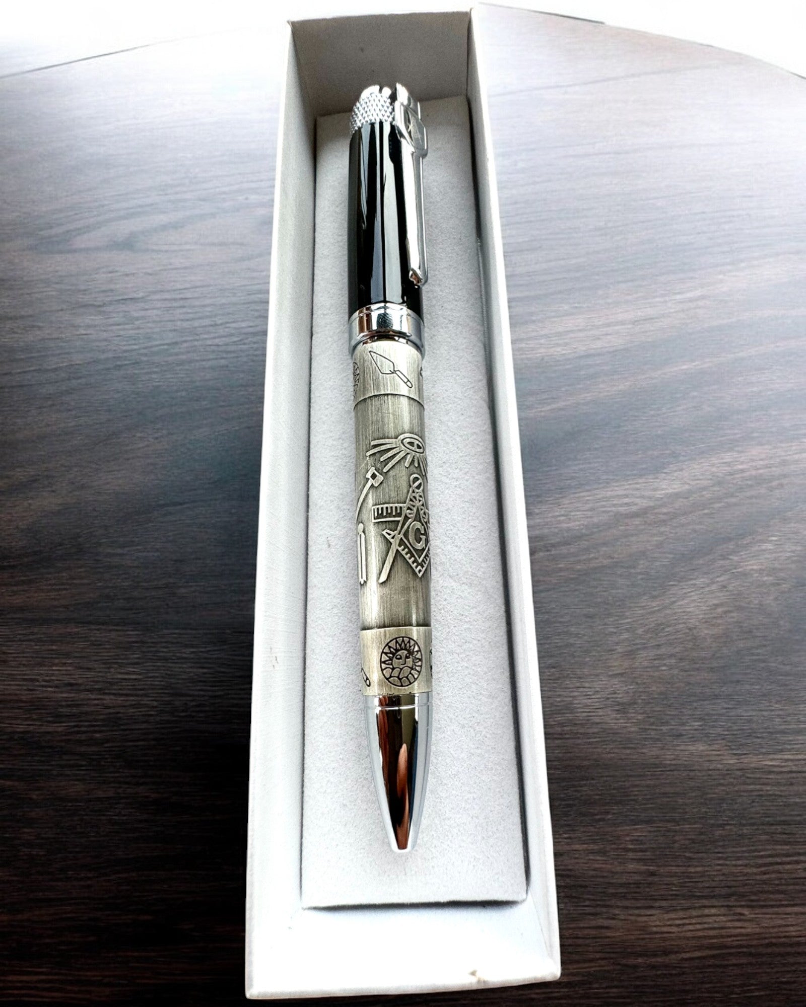 Elegant Pen "Mistrzowska Harmonia" med Graveringsalternativ - Symboliska Motiv, Antikt Silver, möjlighet till personlig gravyr som present