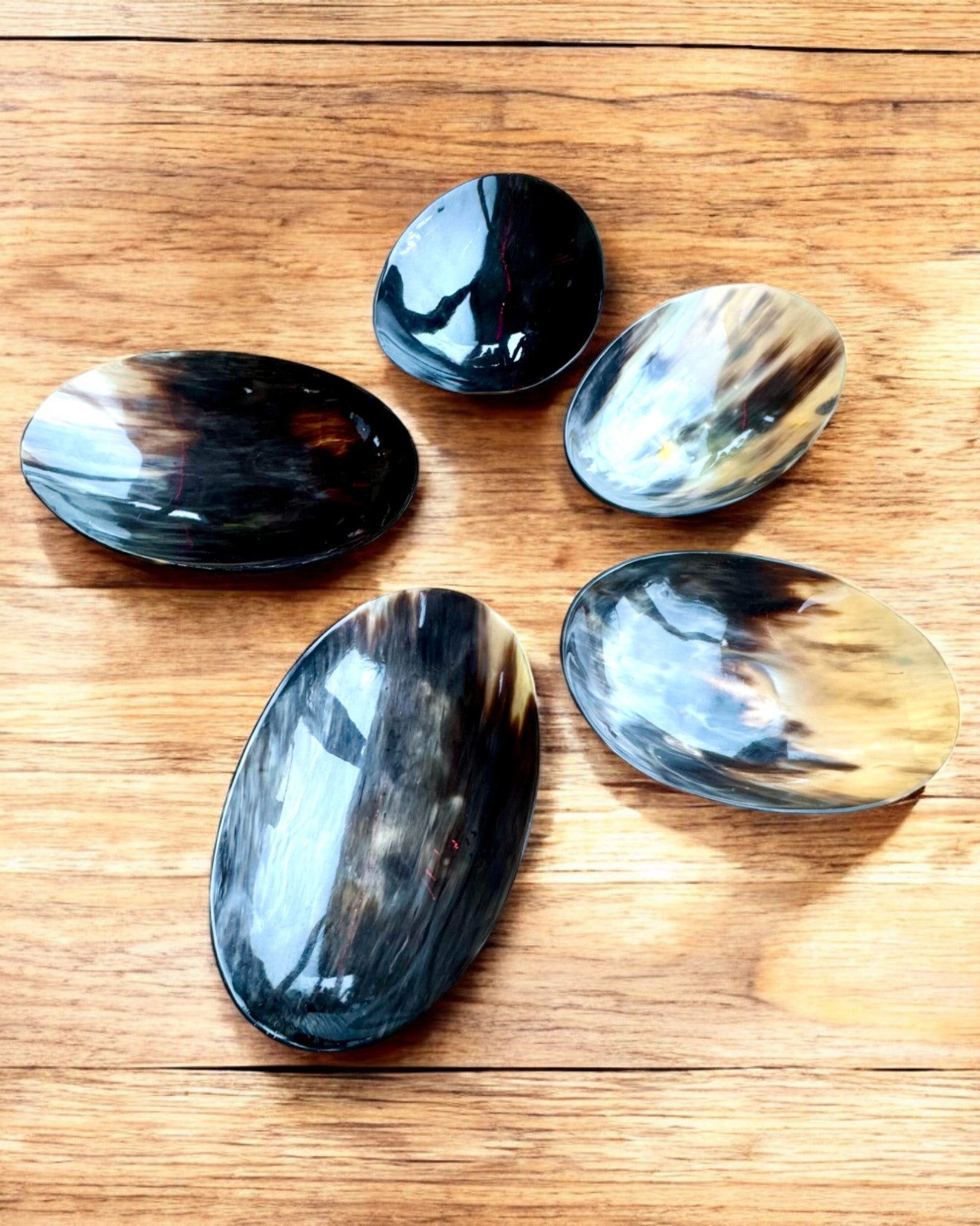 Skål Indiskt Horn - möjlighet till personlig gravyr som present