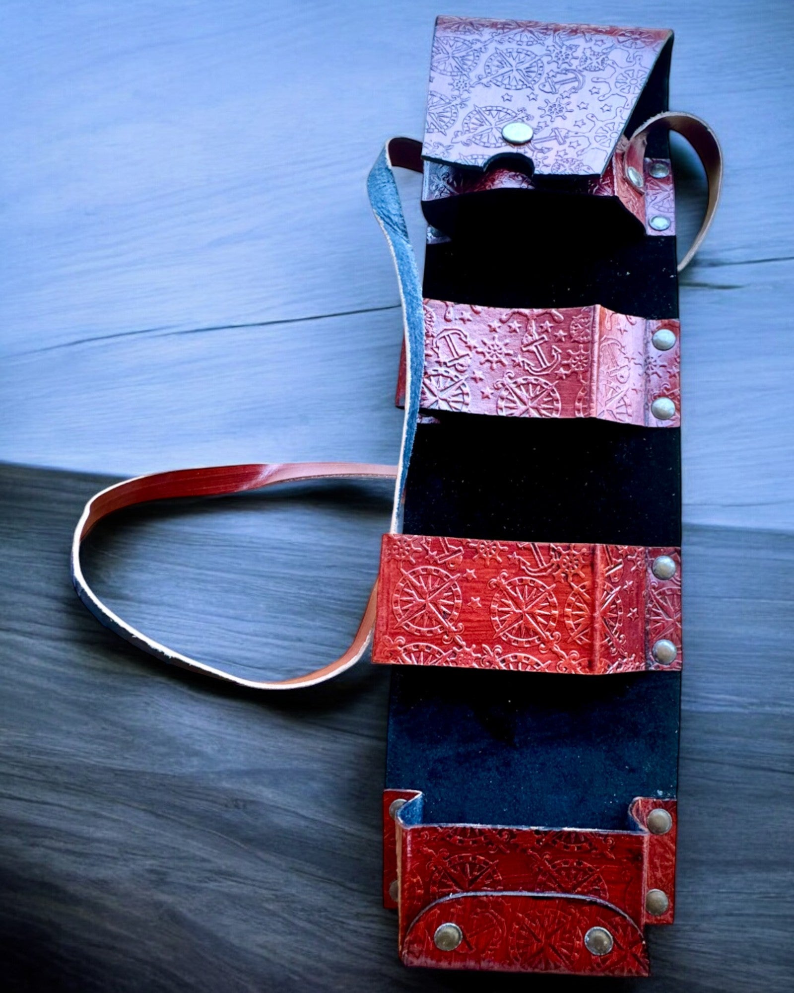 Läderfodral, skydd för promenadkäppar - möjlighet till personlig gravyr som present