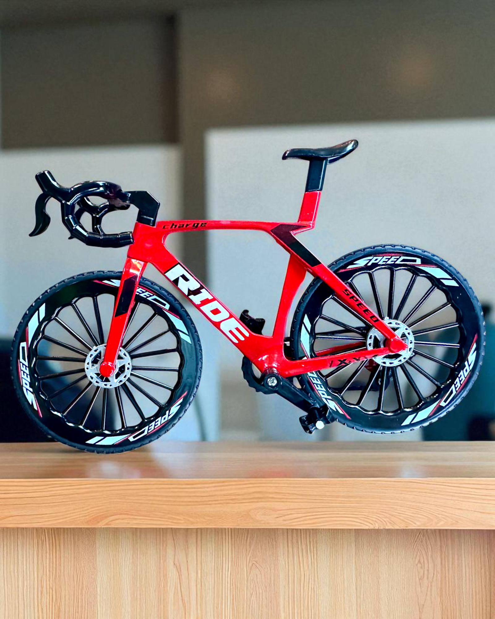 "Speedster" – samlarmodell med graveringsalternativ, 2 varianter att välja mellan