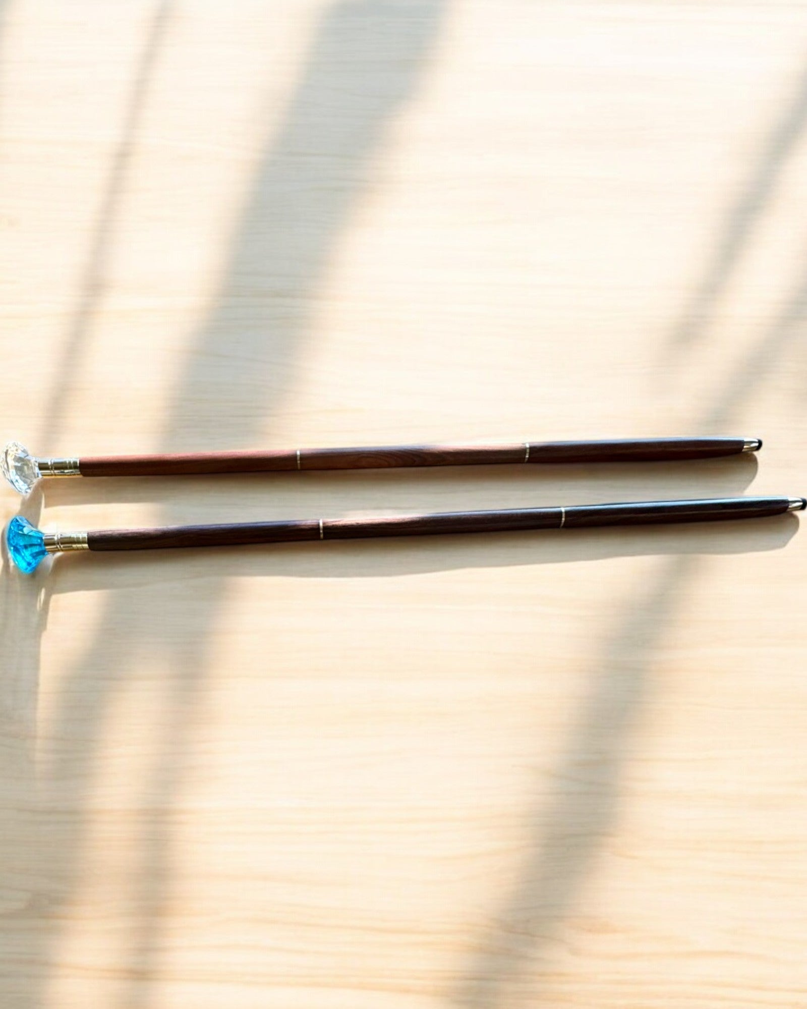 Promenadkäpp "Diamant i brons" - Handgjord i trä, möjlighet till gravyr