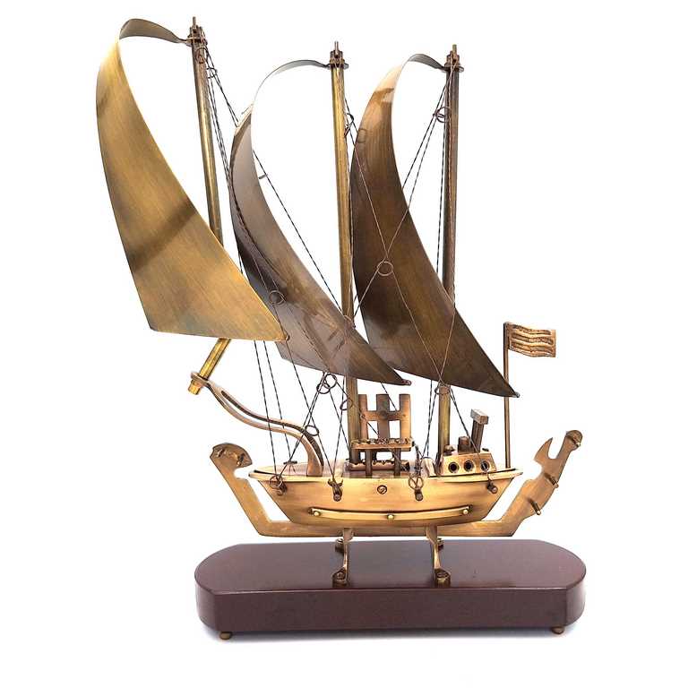 Stort mässingsfartyg på träbas - 38cm - N-3615B