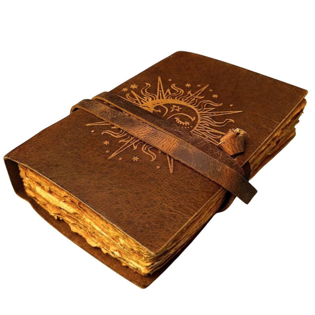 Läderanteckningsbok Vintage 200 sidor - Solen och månen - buffelläder – H038