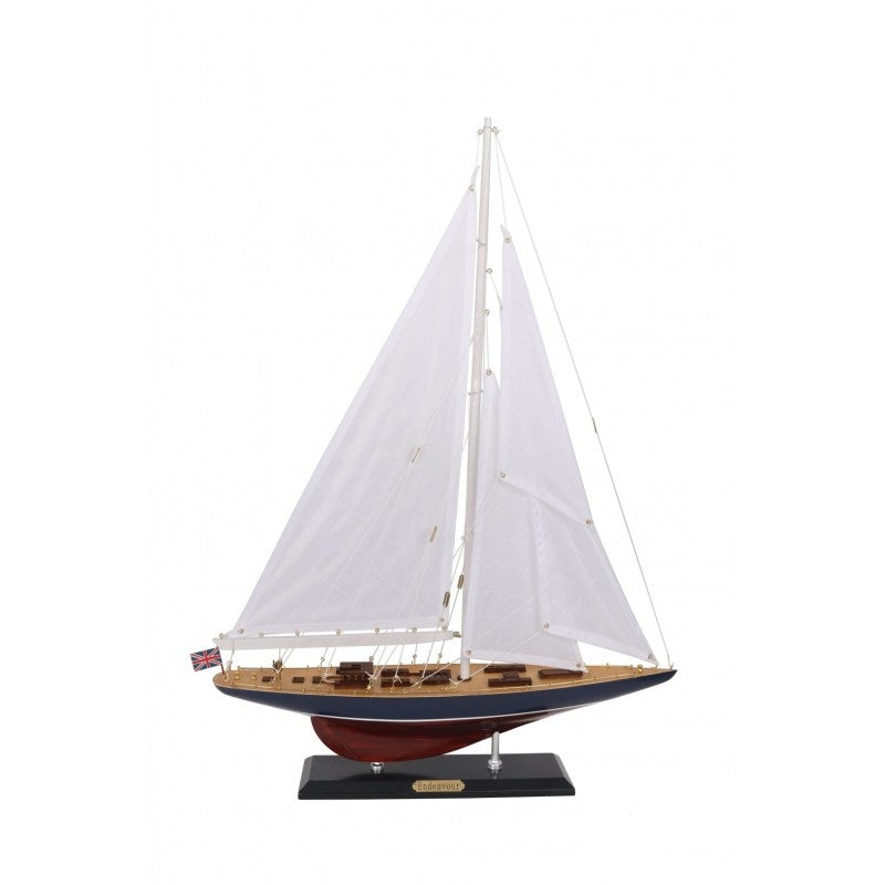 Modellreplika av yachten Endeavour, höjd 70cm – END