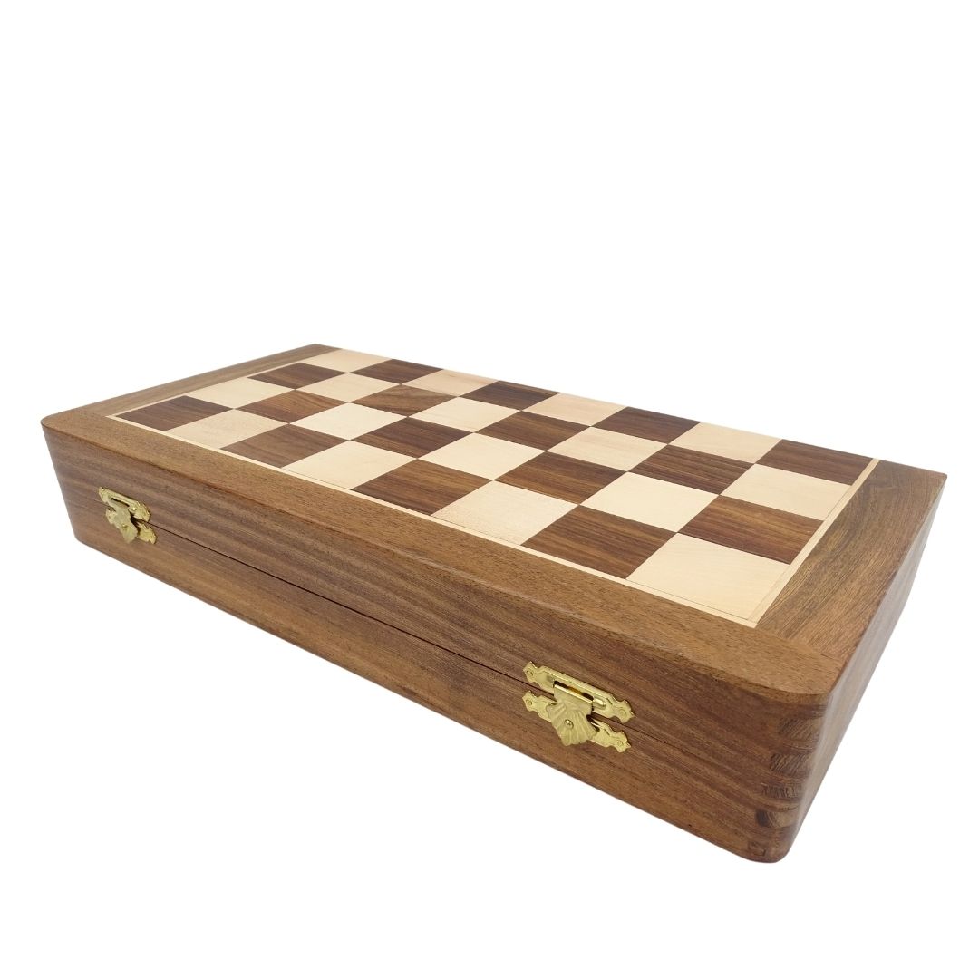 Träschack 40×40 cm– mindre defekt – hopfällbart schackbräde - G114