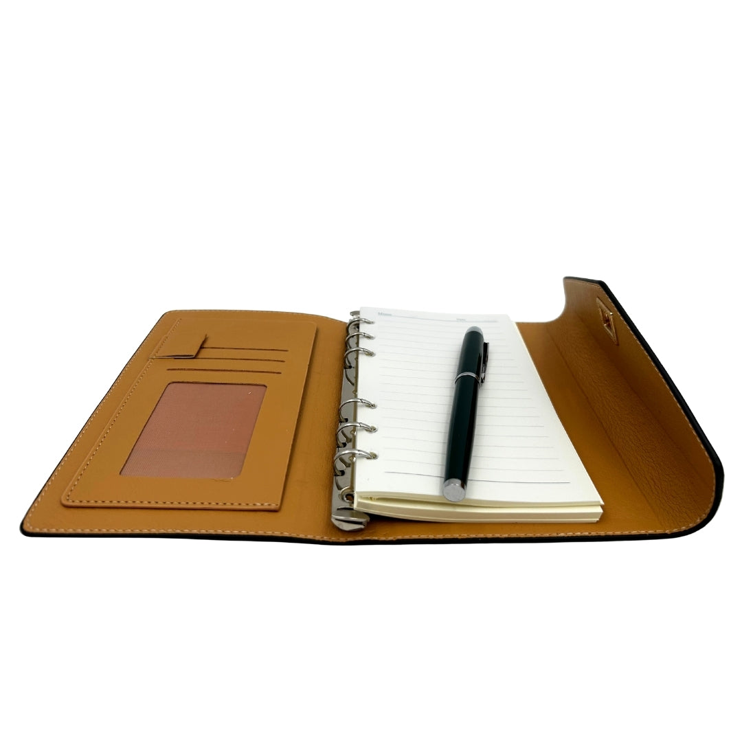 Elegant presentset - läderanteckningsbok med penna i presentask – Premium – EE8
