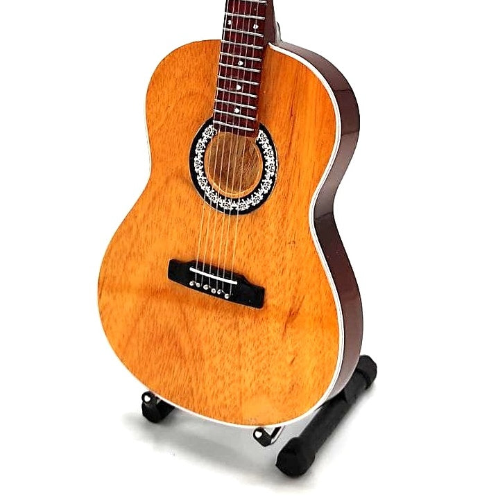 Mini klassisk gitarr – trädekoration – MGT-5920