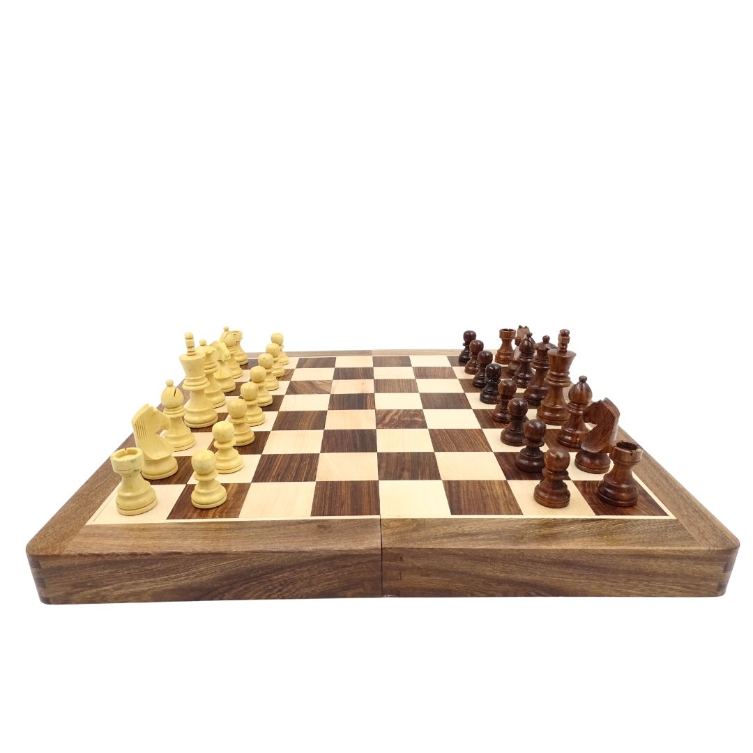 Träschack 40×40 cm– mindre defekt – hopfällbart schackbräde - G114