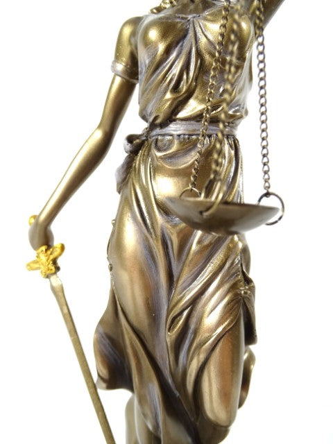 Themis-figur 35 cm - Present till jurist eller domare - MC-90037
