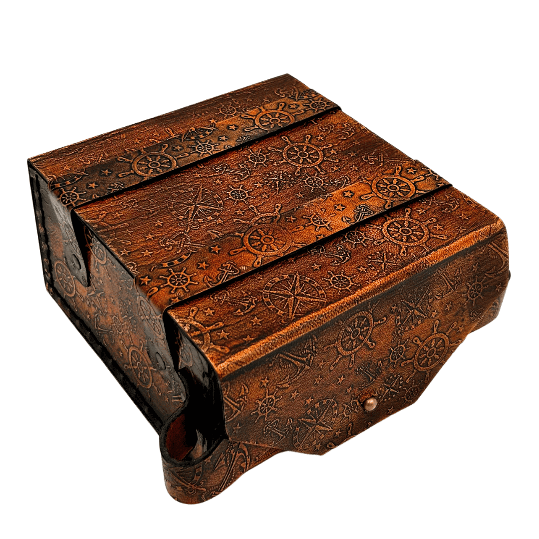 Mässingssekstant i retrostil i läderfodral - elegant navigationsinstrument med gravyrmöjlighet - perfekt present för seglings- och historieälskare - mått 13x12x7 cm