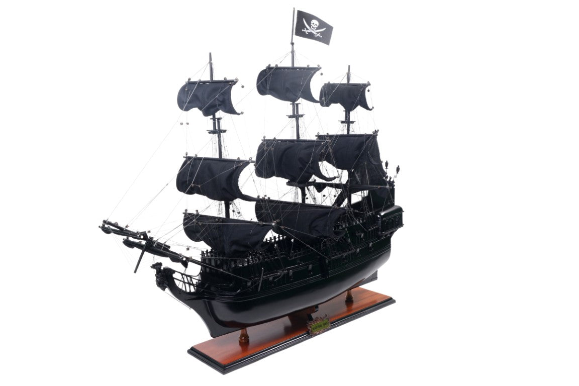 Svarta pärlan modell av piratskepp - Längd 89cm - BP80R