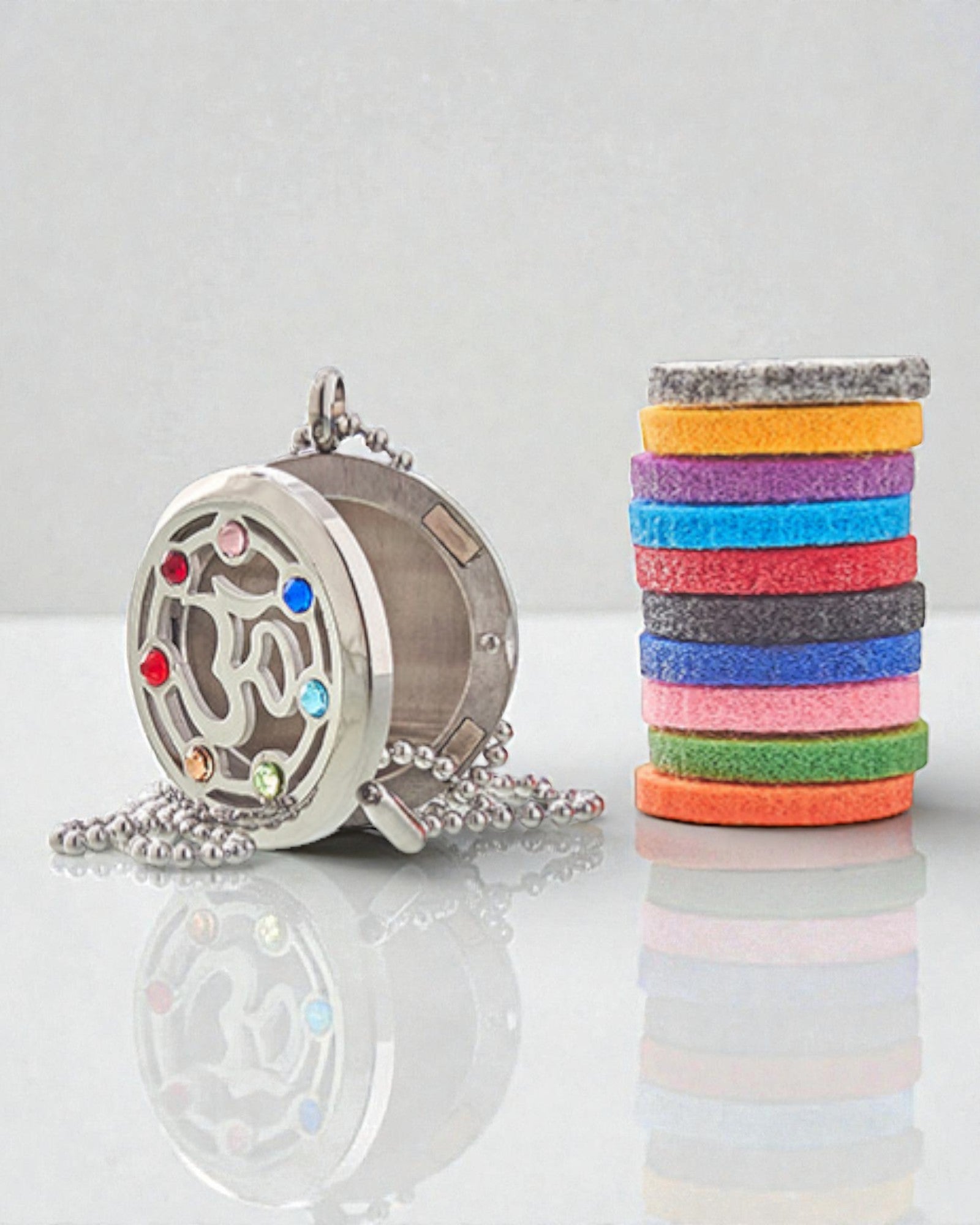 Halsband Aromalife Chakra OM – Doftmedaljong 30 mm